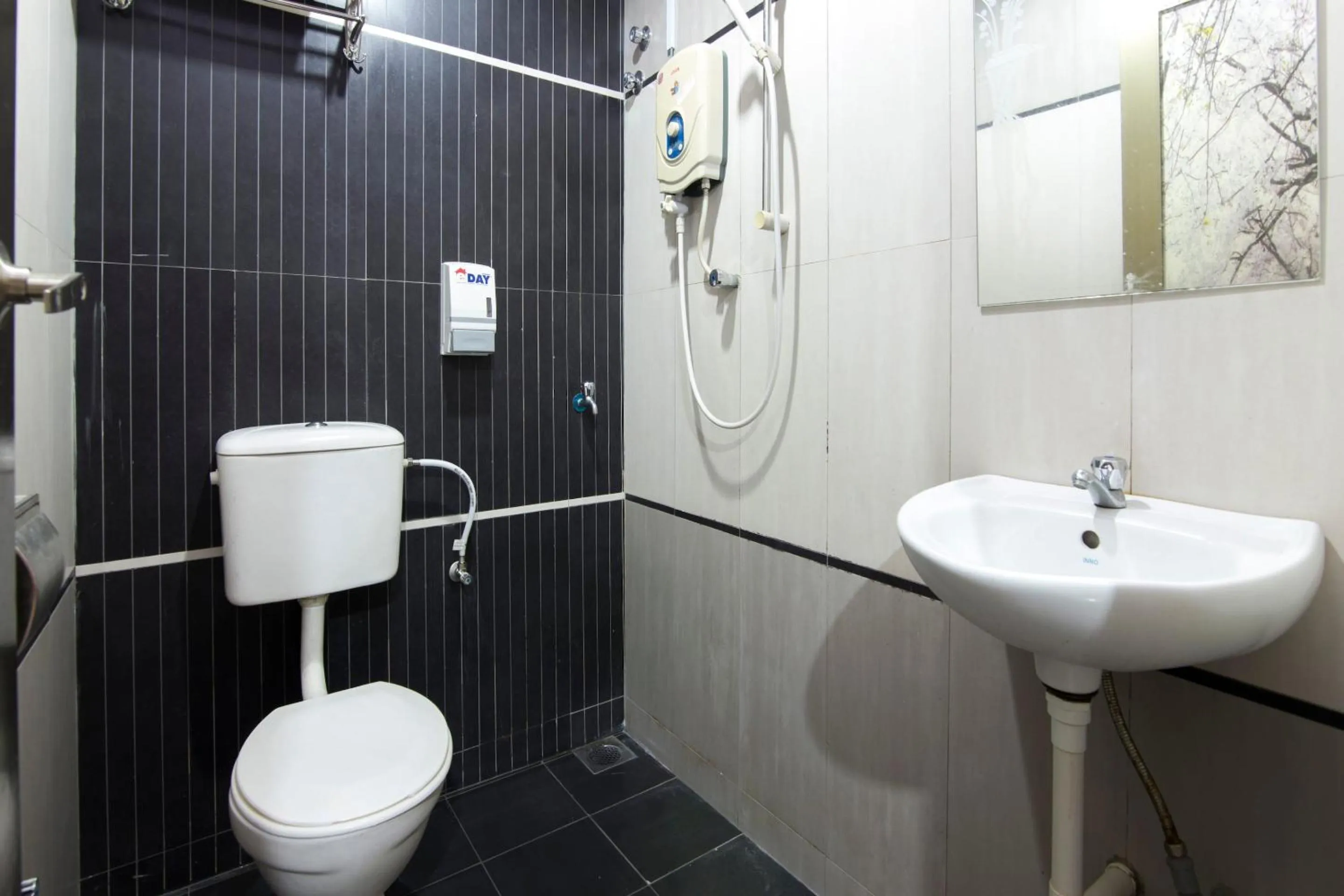 Bathroom in Valley View Hotel