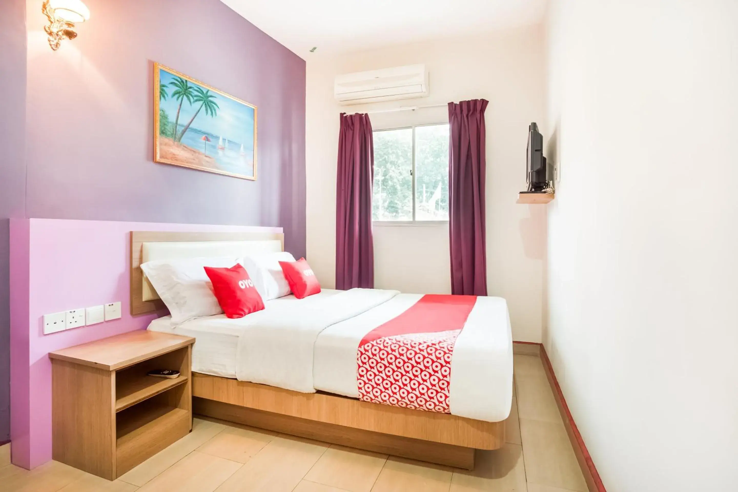 Bedroom, Bed in Valley View Hotel Bedroom, Bed in Valley View Hotel