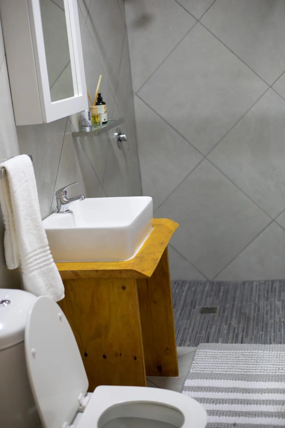 Bathroom in iLanga Lodge