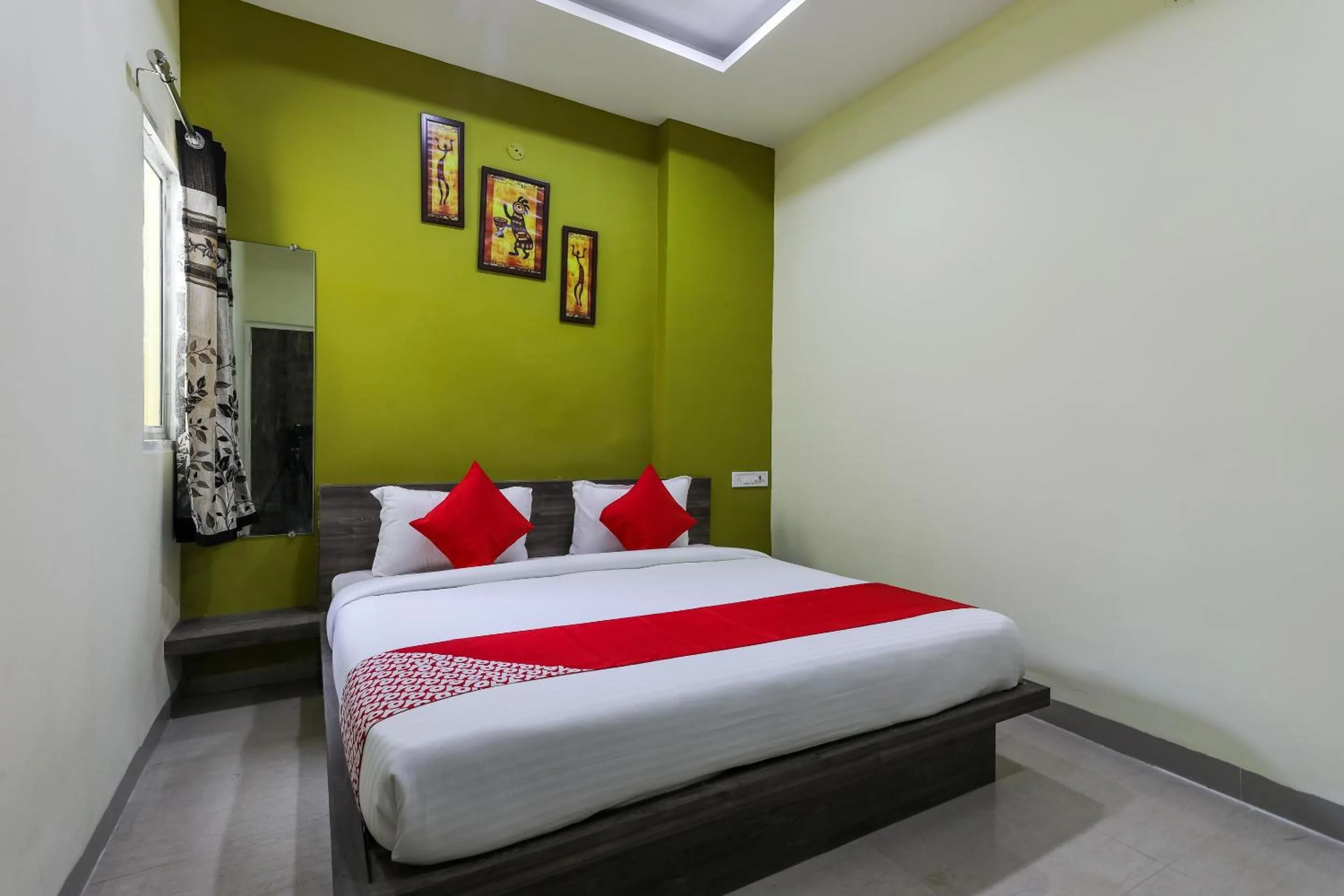 Bedroom, Bed in Hotel O Nabhyansh Elite