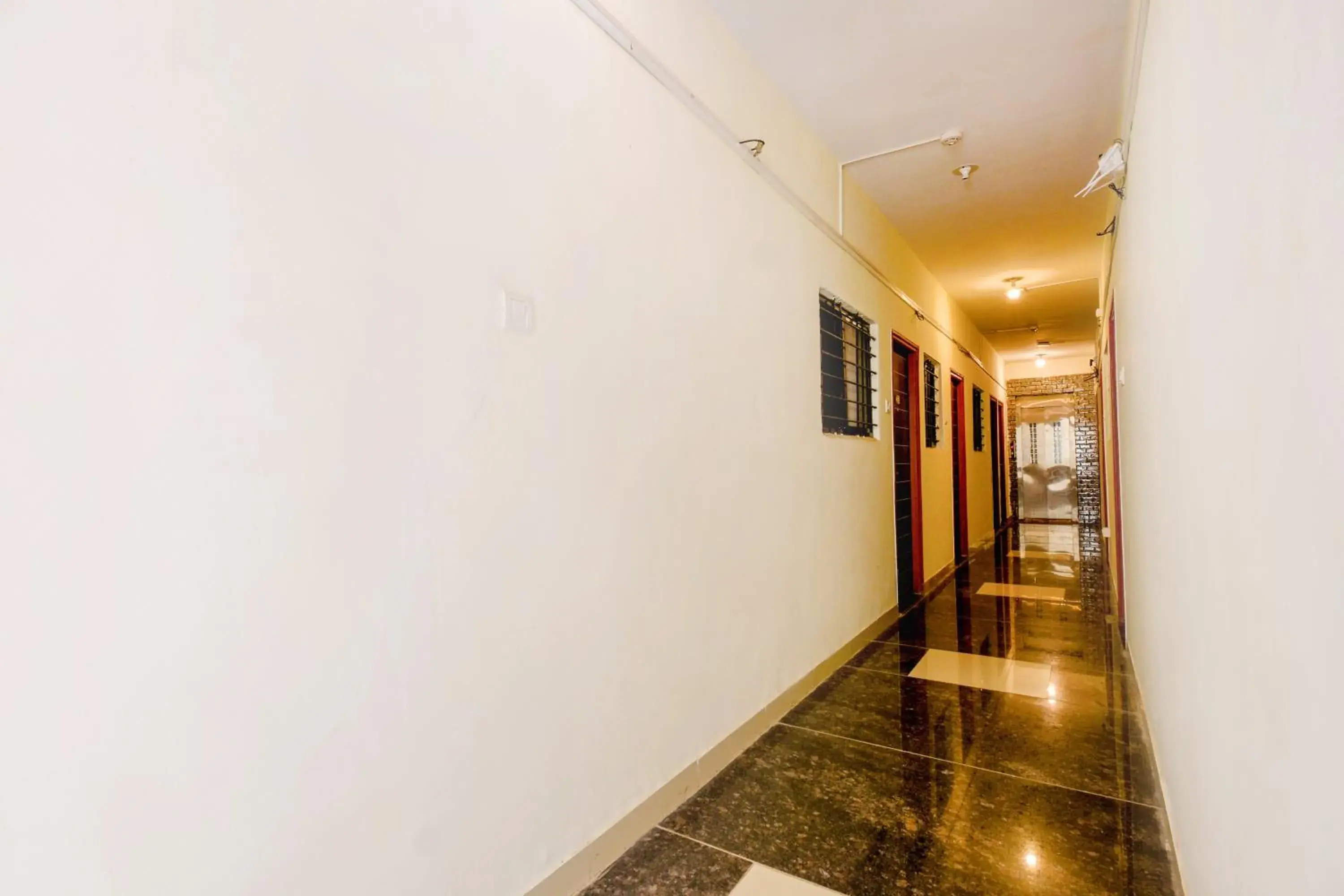 Lobby or reception in FabExpress SRH - Nr Butterfly Park - Hinjawadi Lobby or reception in FabExpress SRH - Nr Butterfly Park - Hinjawadi