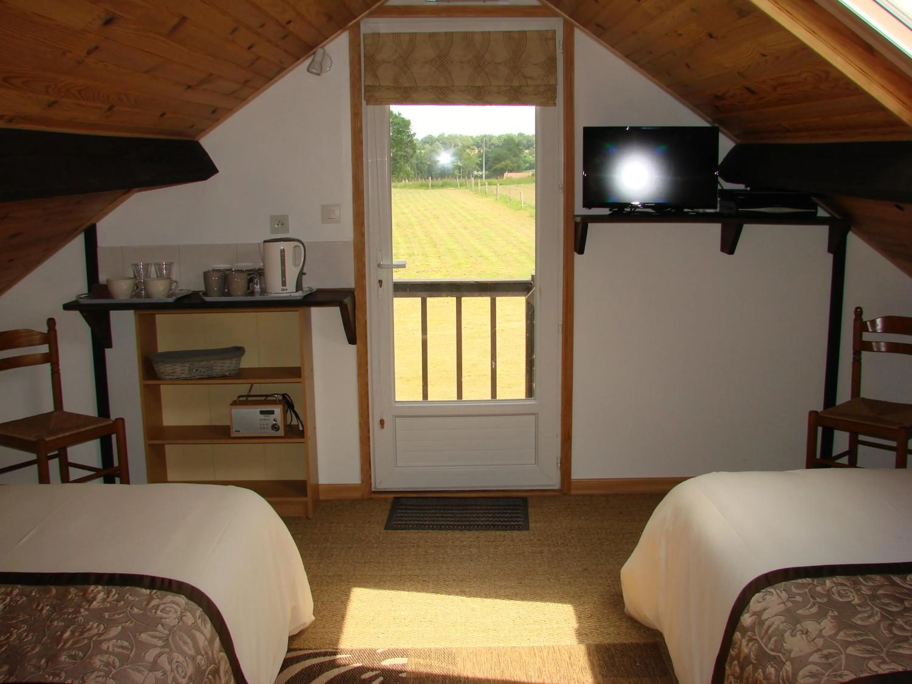 Living room, Bed in La Blanche Roche