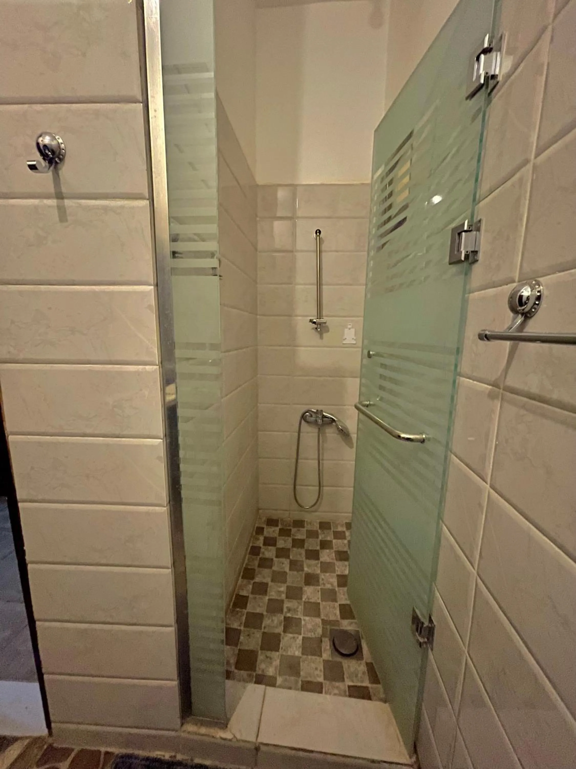 Shower in Nile Panorama Hotel & Restaurant