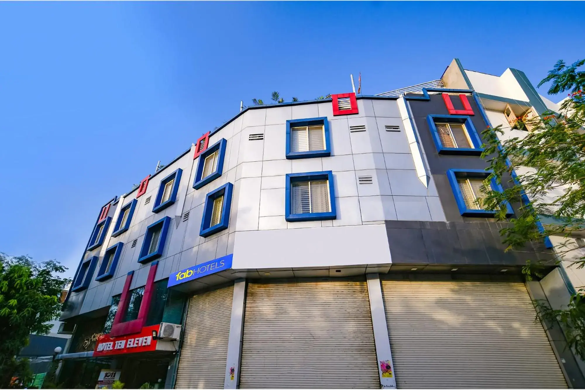 Property building in FabHotel Ten Eleven Property building in FabHotel Ten Eleven