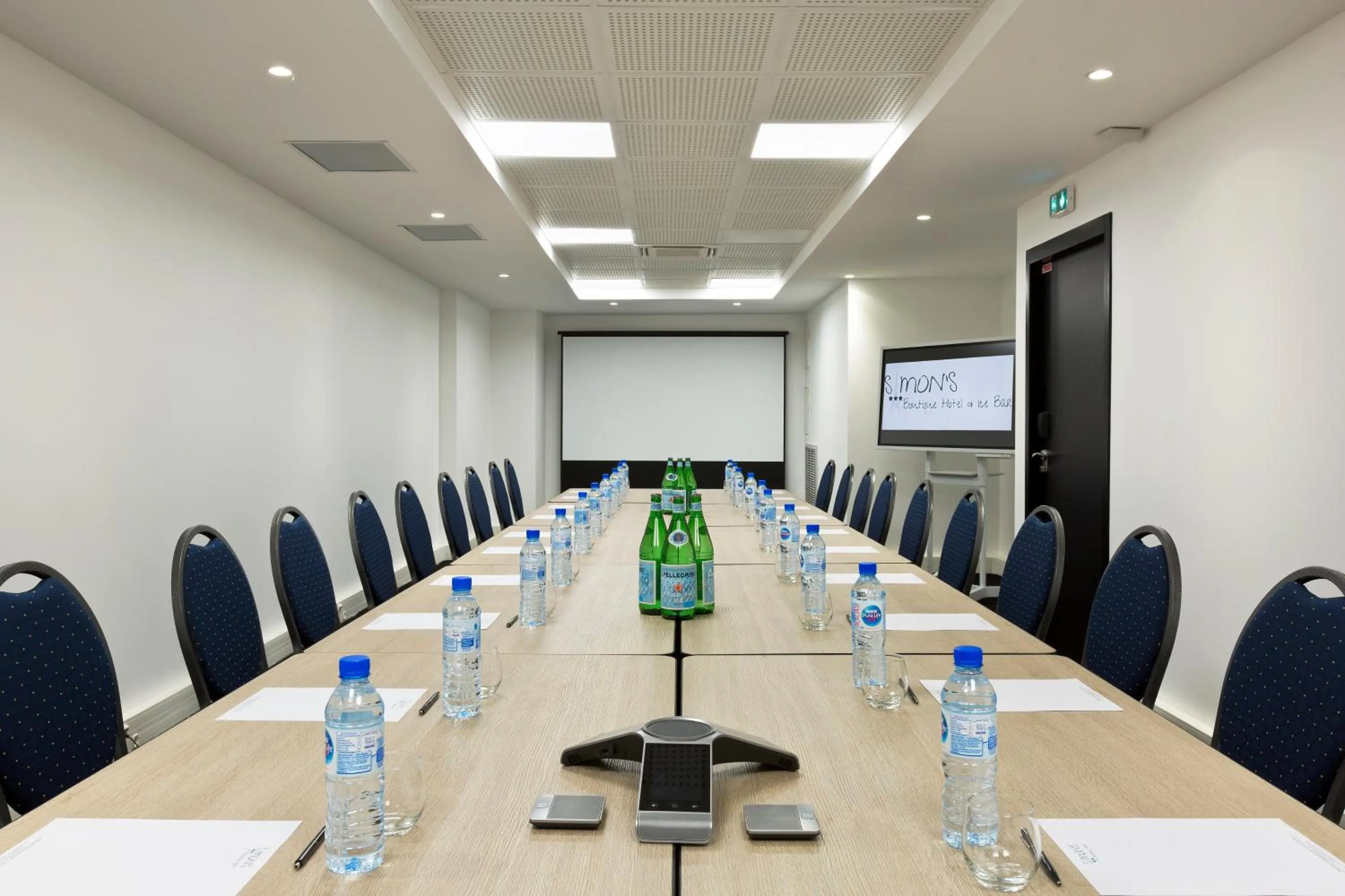 Meeting/conference room in Simon's Boutique Hôtel