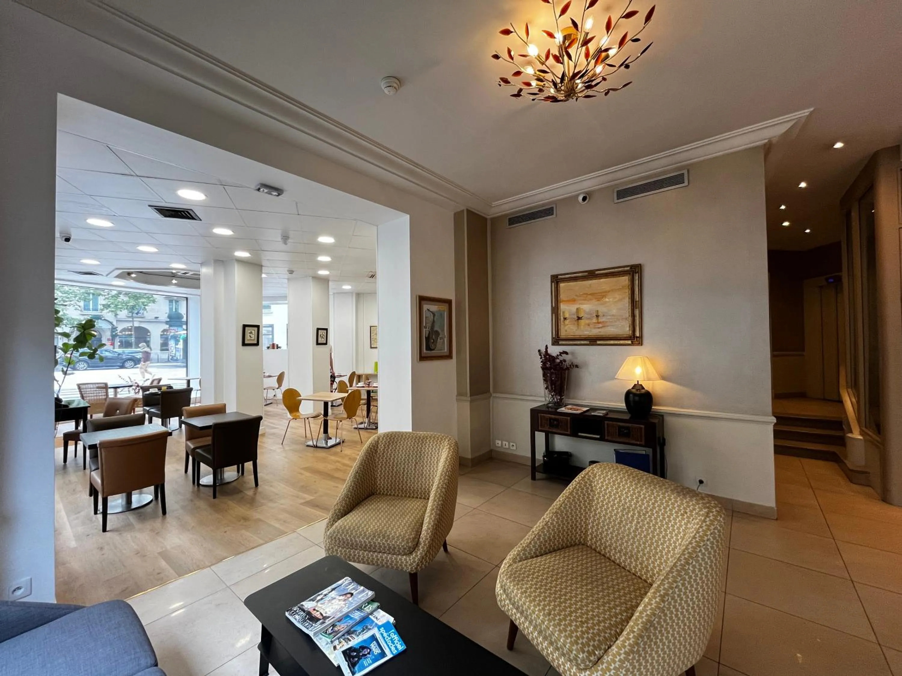 Lobby or reception in Hotel Viator - Gare de Lyon