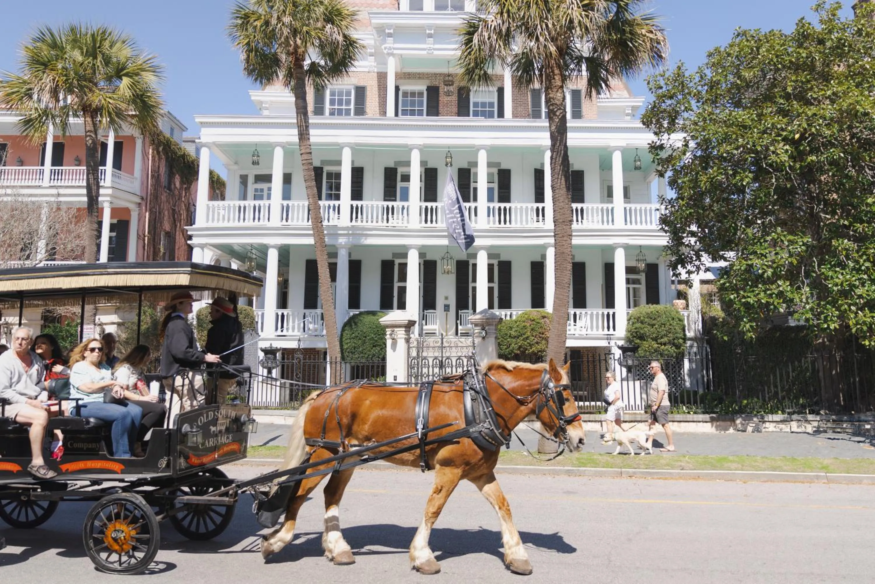 Facade/entrance in 20 South Battery