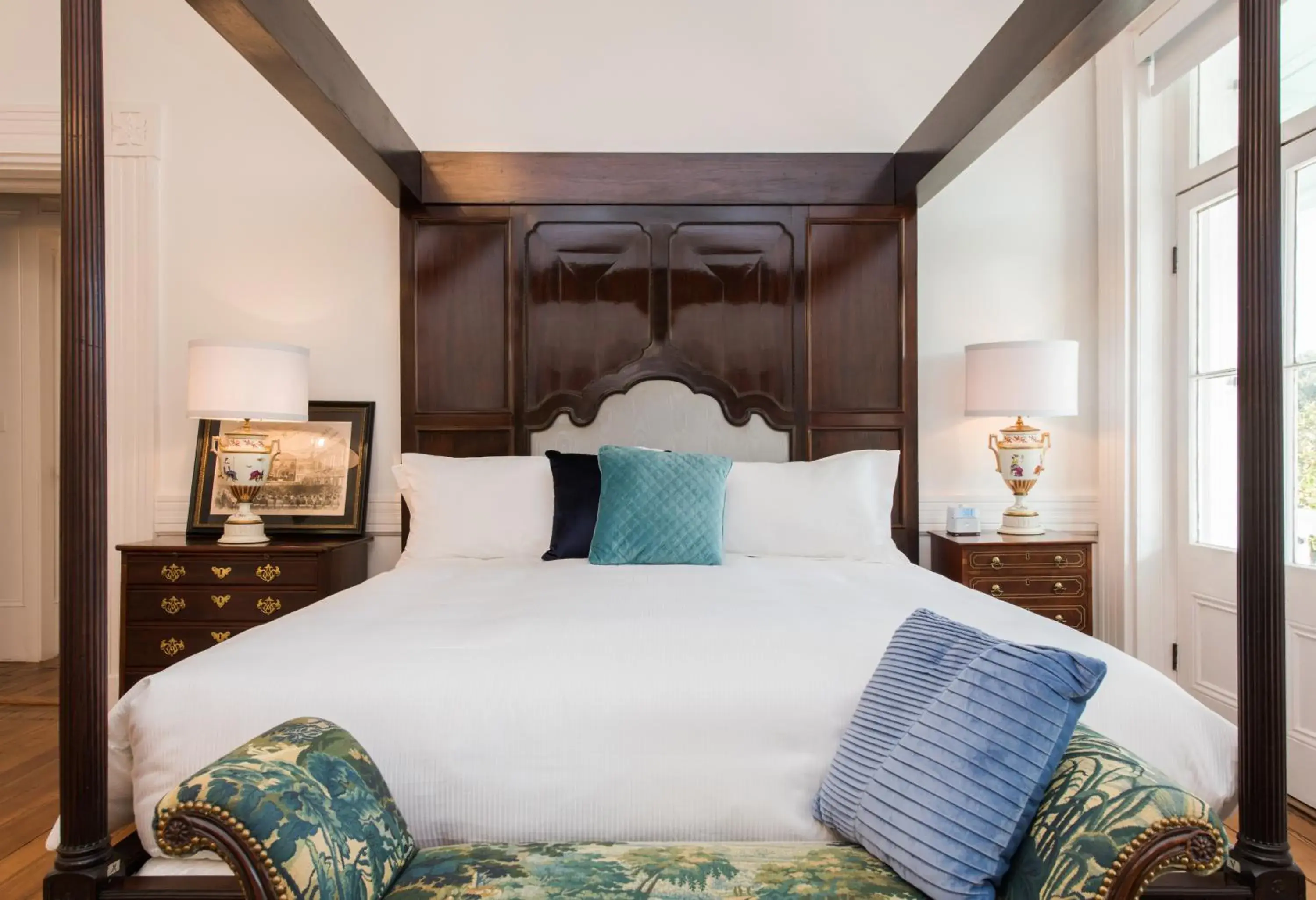 Bedroom, Bed in 20 South Battery Bedroom, Bed in 20 South Battery