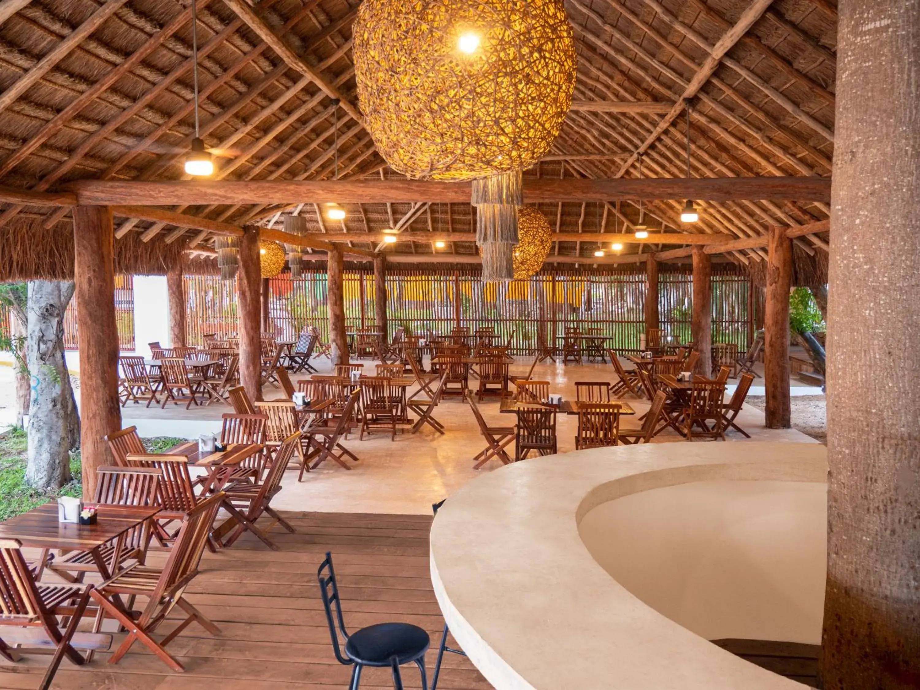 Restaurant/places to eat in Colorbox beds and rooms Restaurant/places to eat in Colorbox beds and rooms