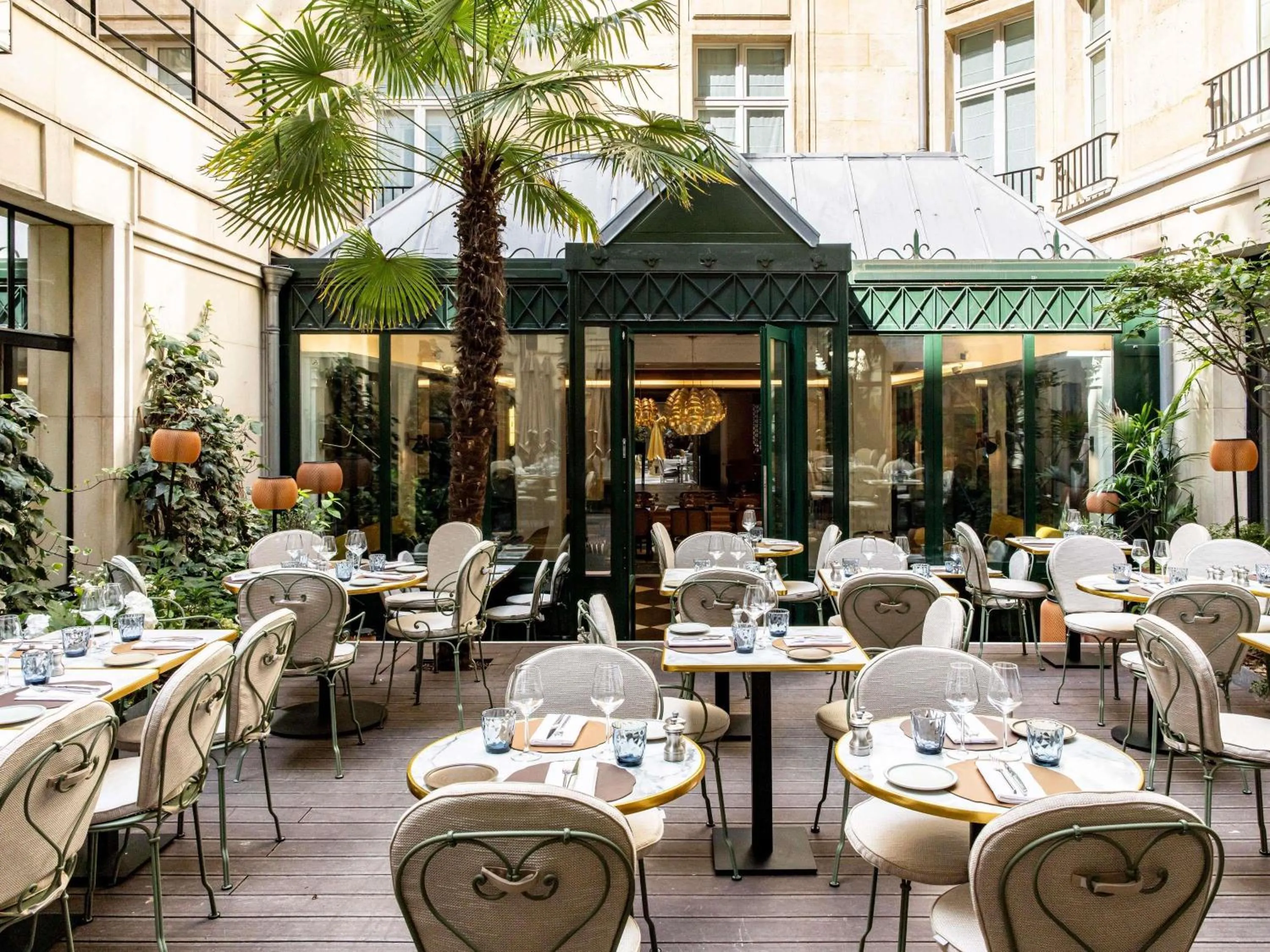 Restaurant/places to eat in Sofitel Paris Le Faubourg