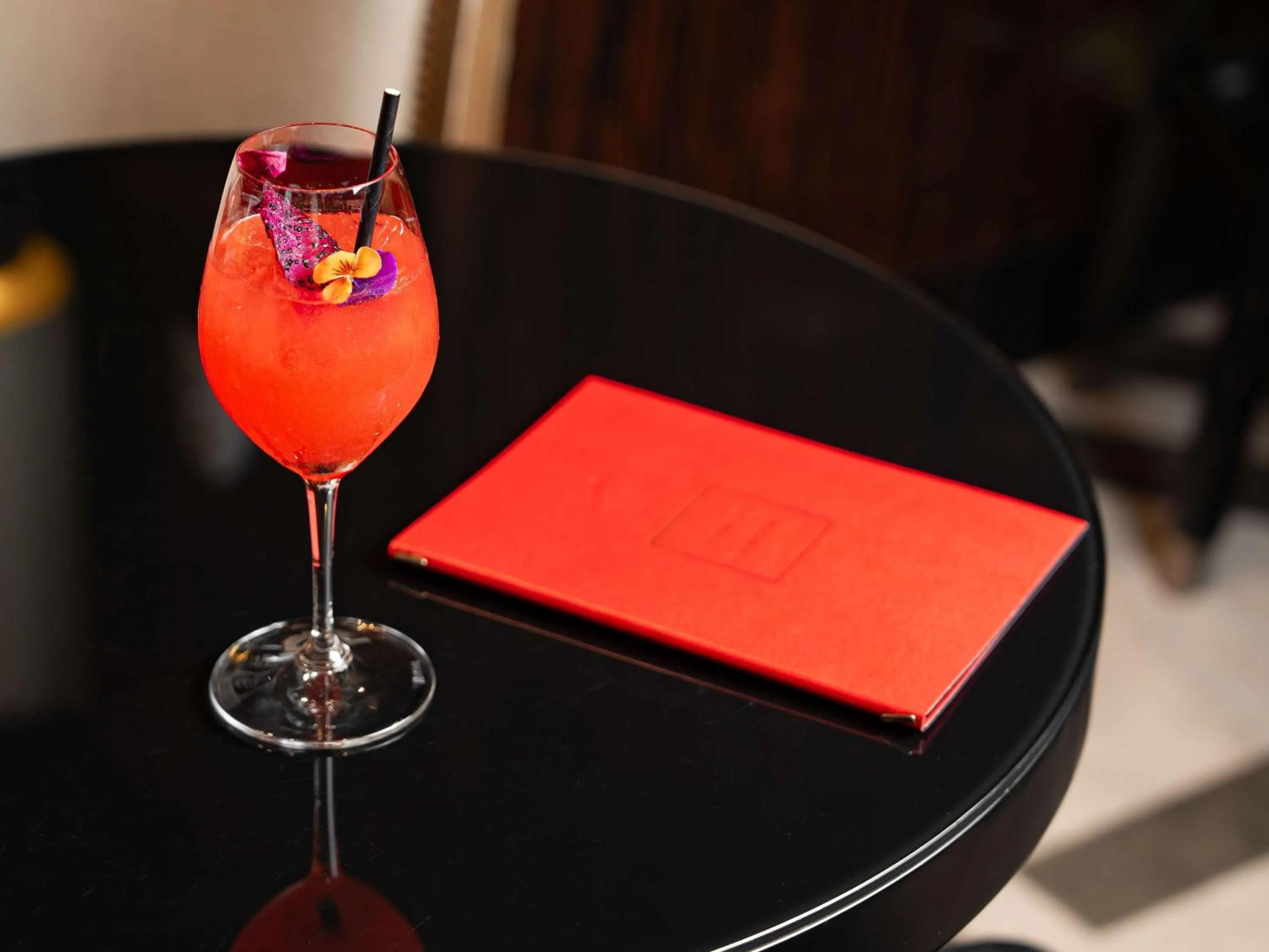 Lounge or bar in Sofitel Paris Le Faubourg