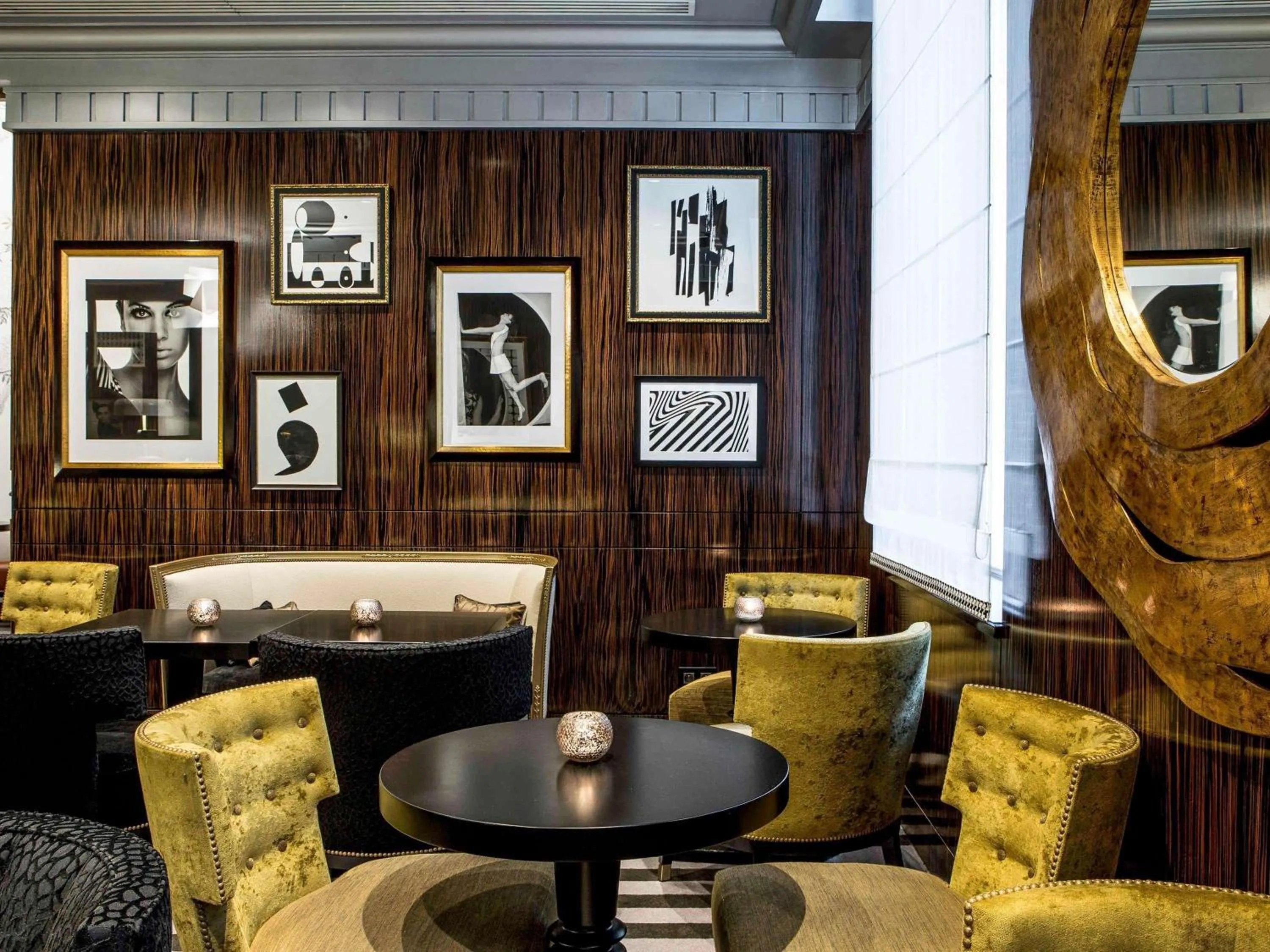 Restaurant/places to eat in Sofitel Paris Le Faubourg