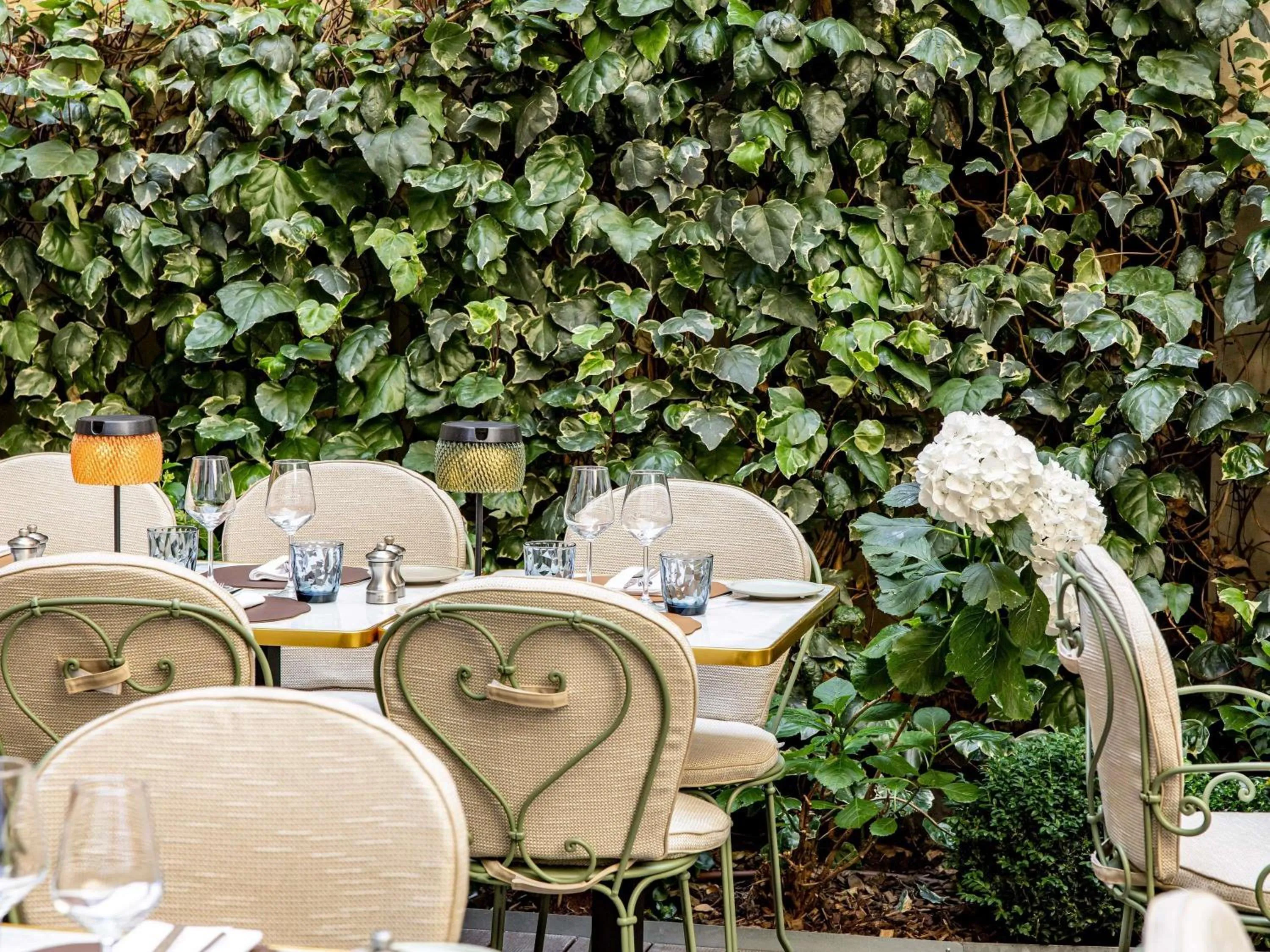 wedding in Sofitel Paris Le Faubourg