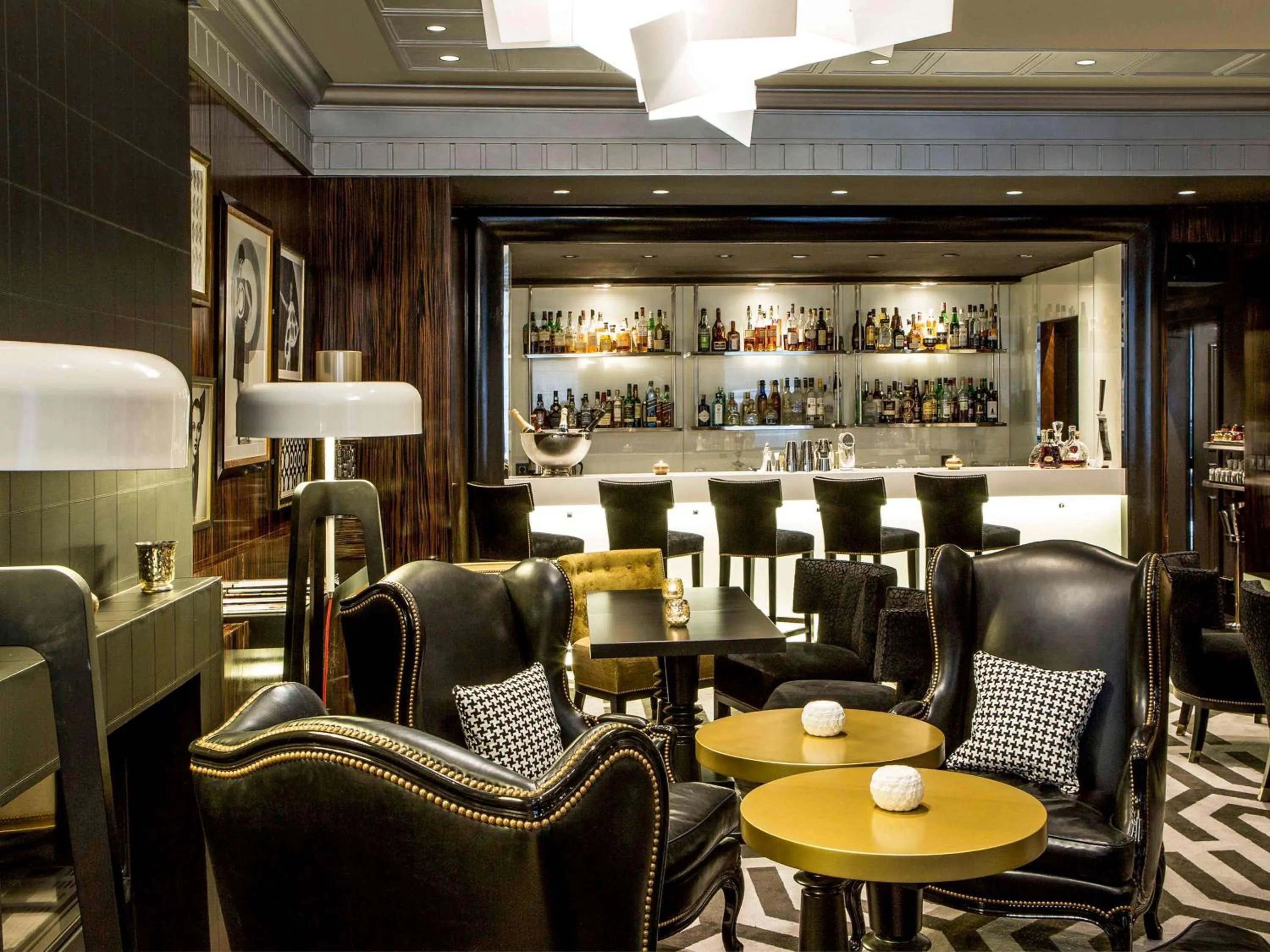 Lounge or bar in Sofitel Paris Le Faubourg