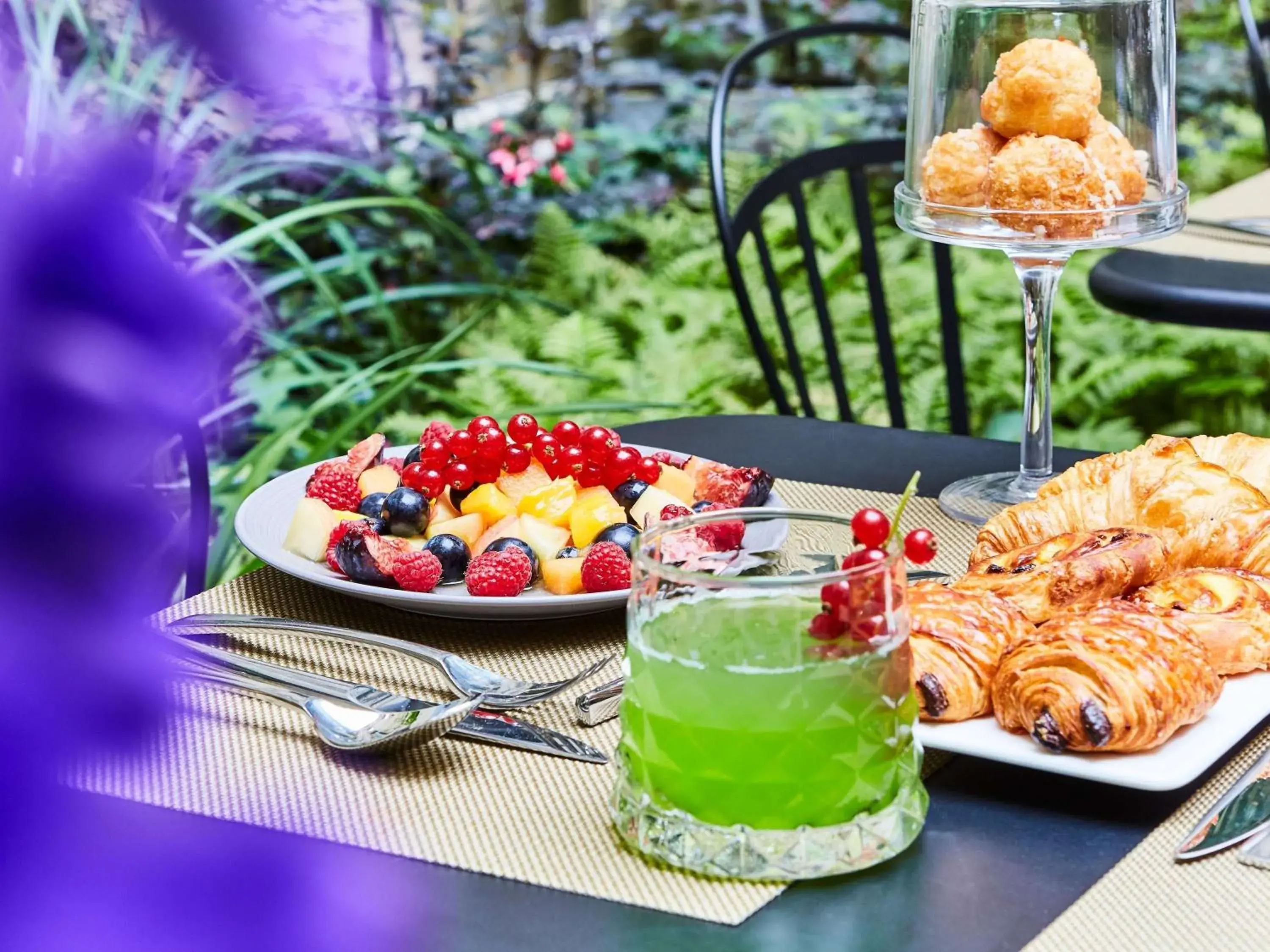 Breakfast in Sofitel Paris Le Faubourg Breakfast in Sofitel Paris Le Faubourg