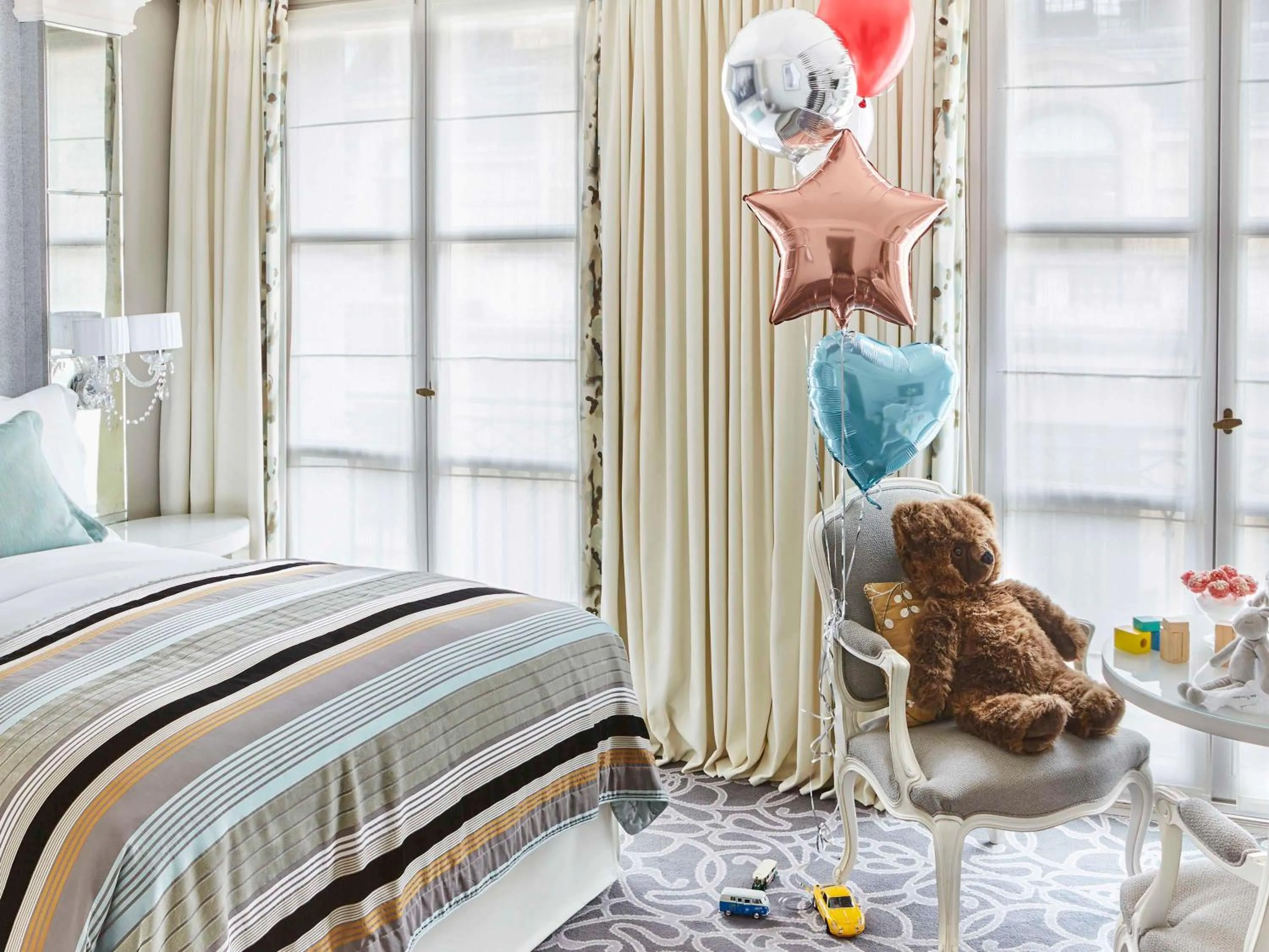 Bedroom, Bed in Sofitel Paris Le Faubourg