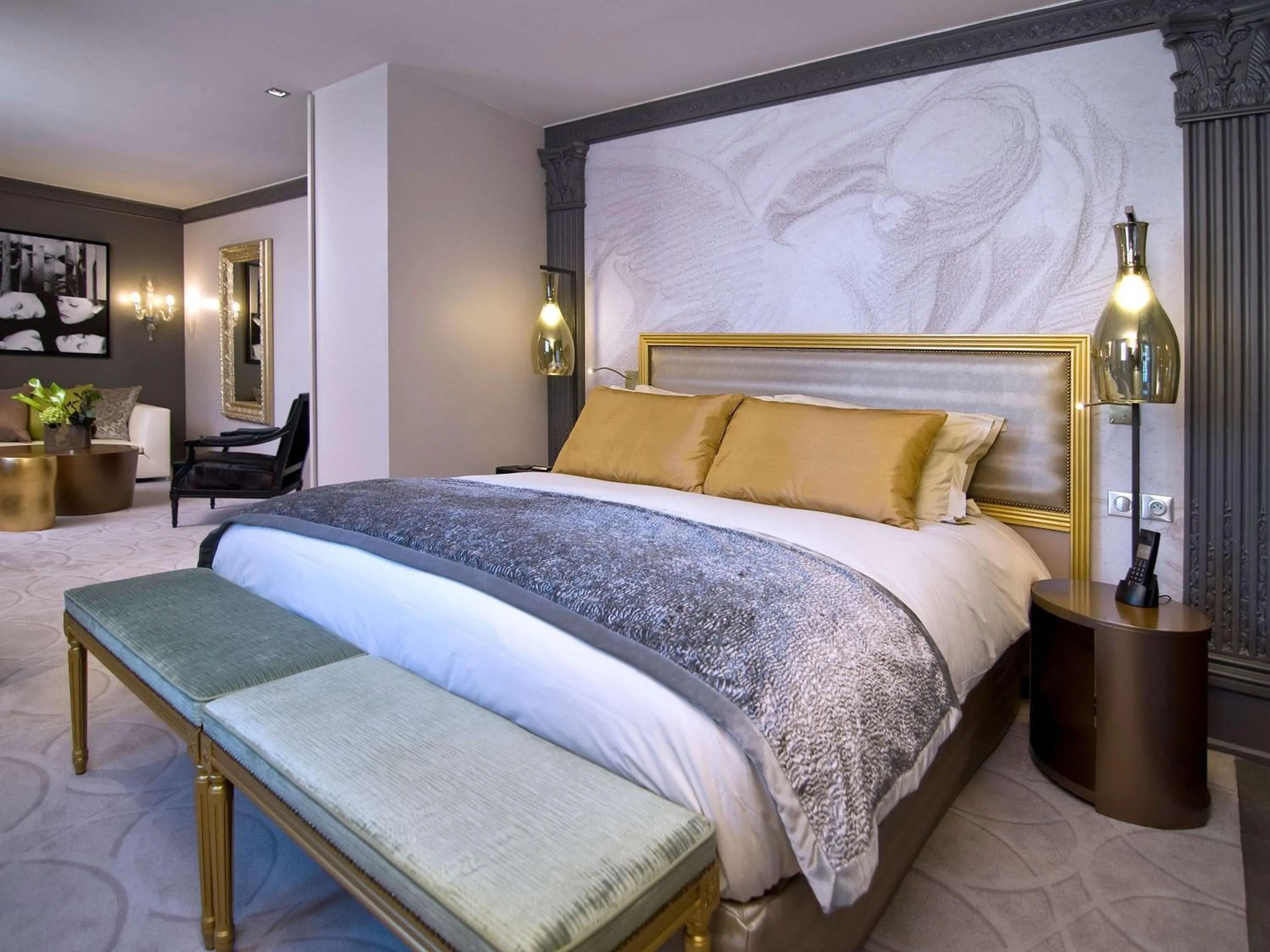 Bedroom, Bed in Sofitel Paris Le Faubourg