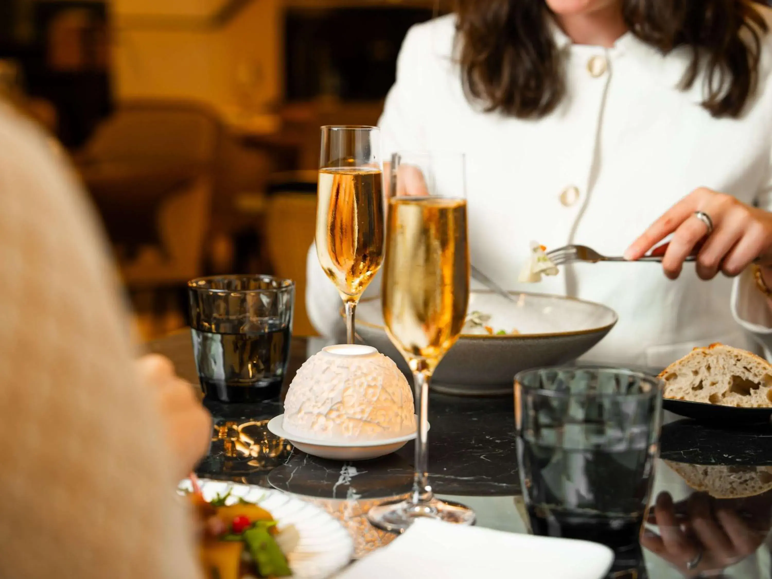 Restaurant/places to eat in Sofitel Paris Le Faubourg Restaurant/places to eat in Sofitel Paris Le Faubourg