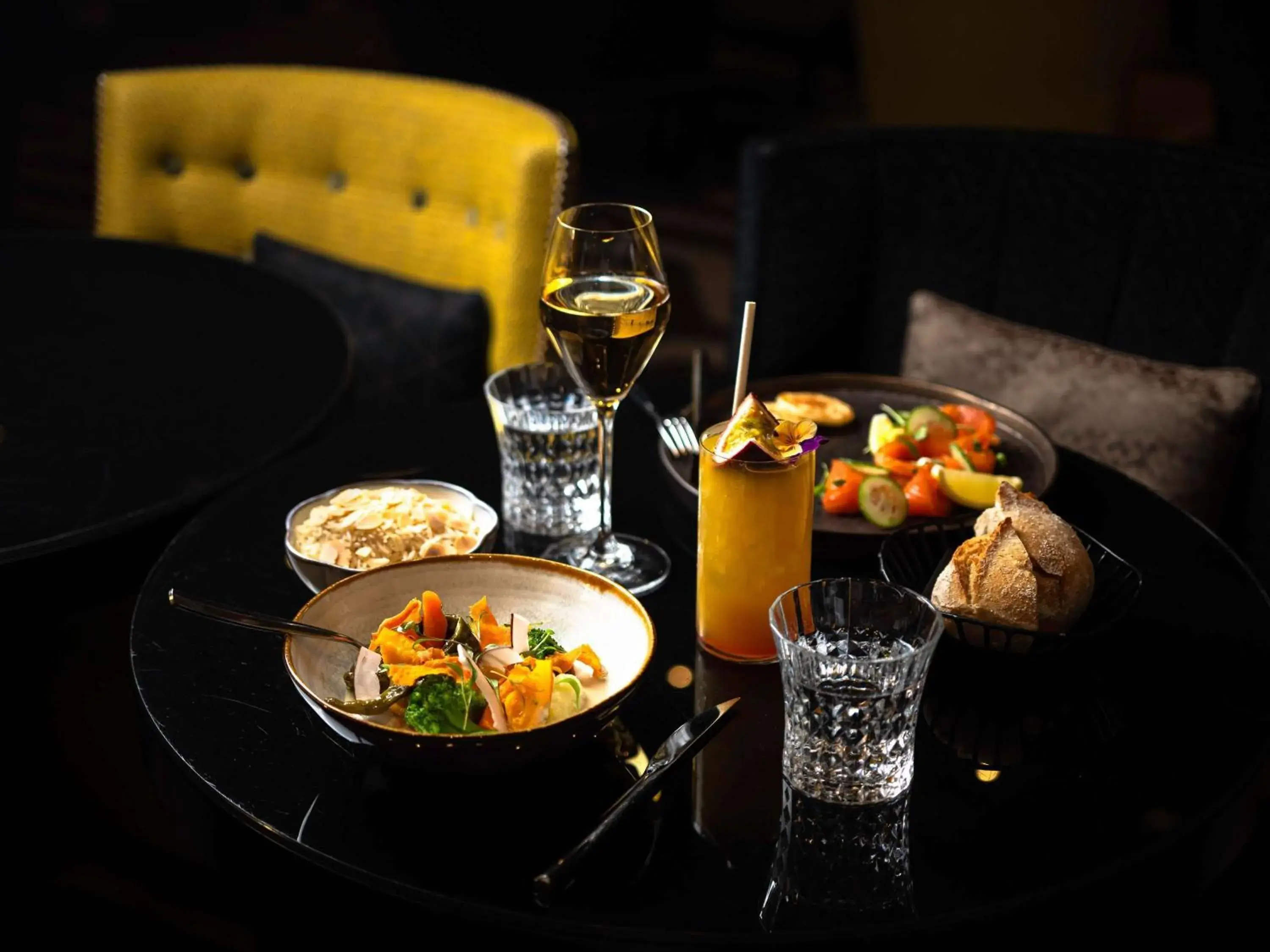 Restaurant/places to eat in Sofitel Paris Le Faubourg Restaurant/places to eat in Sofitel Paris Le Faubourg