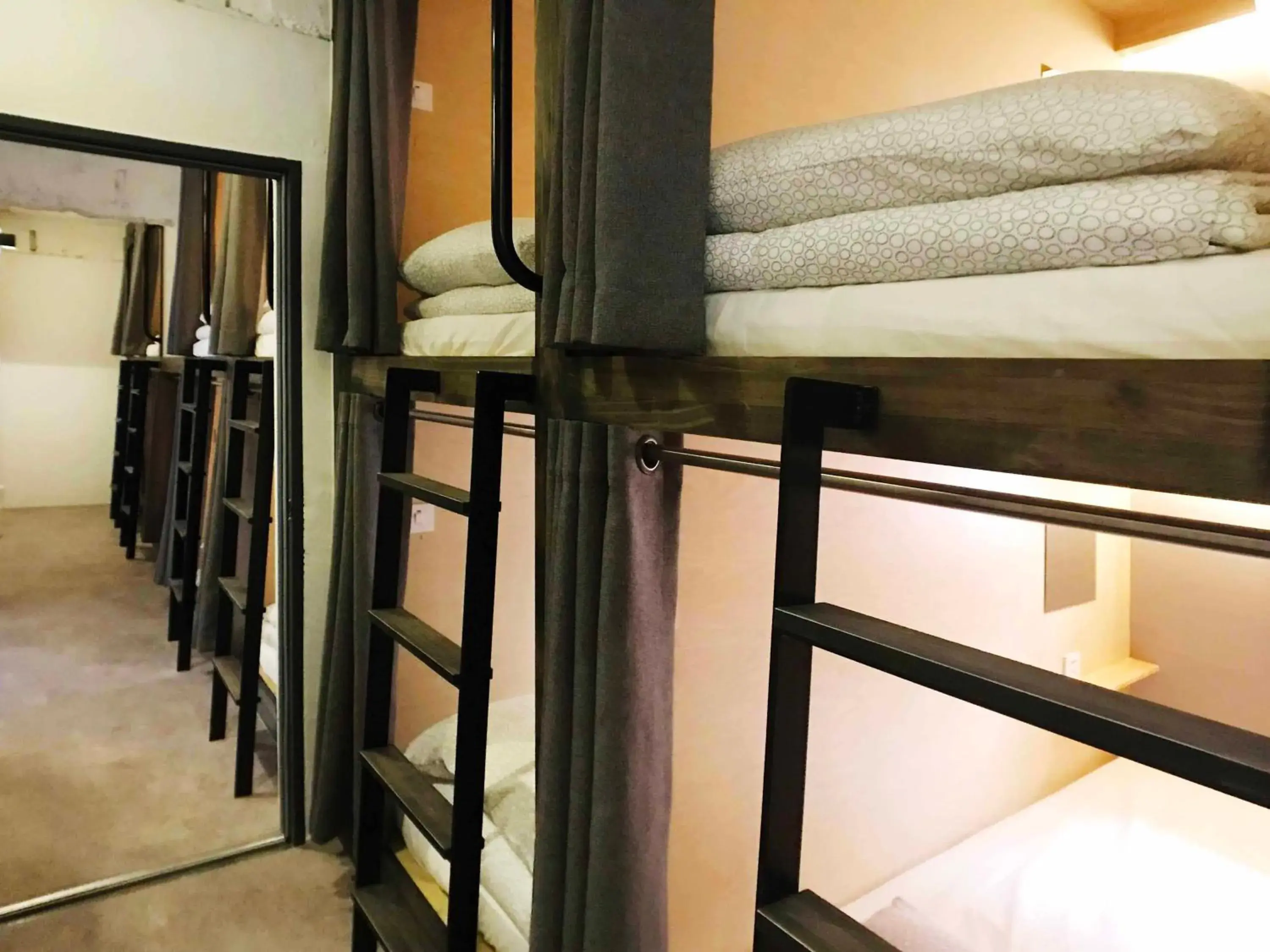 Bed in Seoul Cube Itaewon Bed in Seoul Cube Itaewon