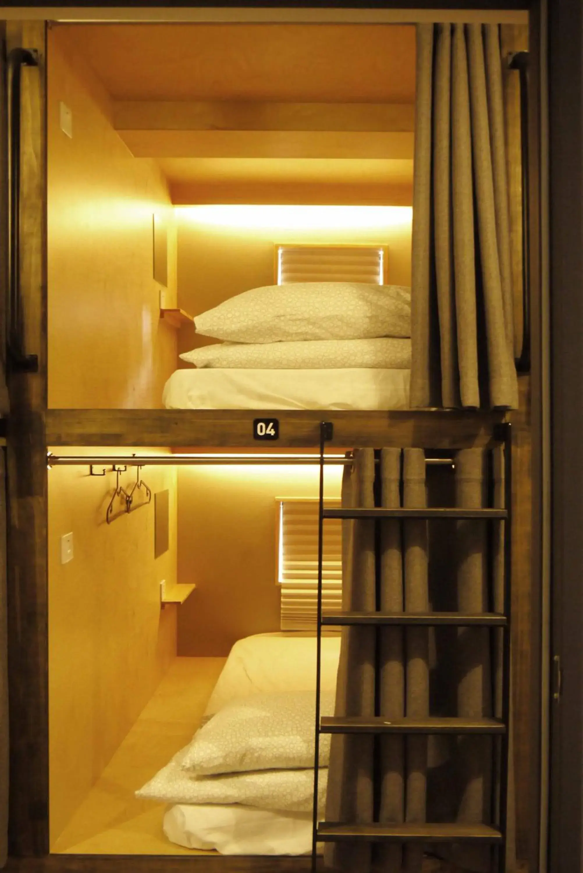 Bed in Seoul Cube Itaewon Bed in Seoul Cube Itaewon