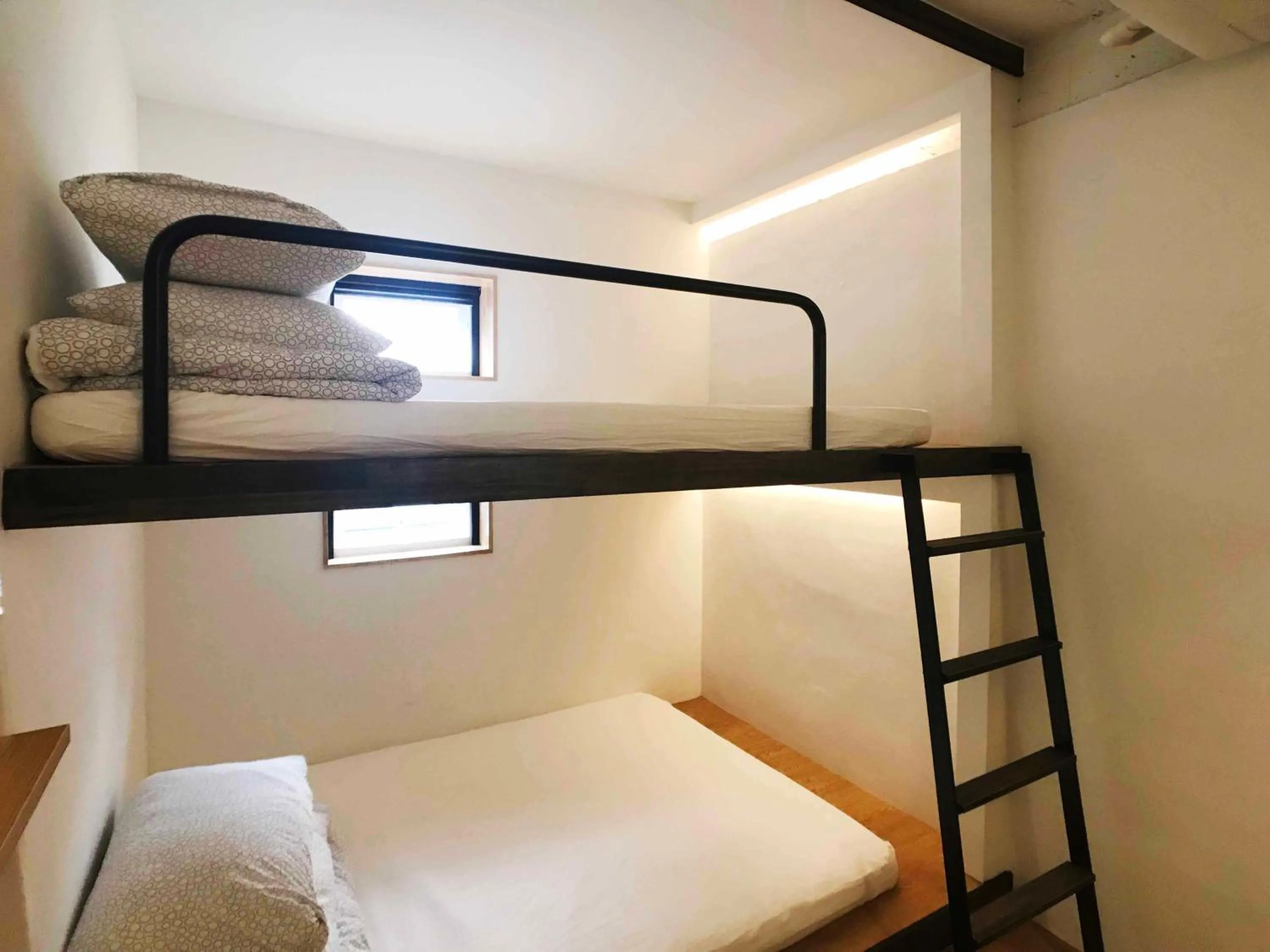 Bed in Seoul Cube Itaewon