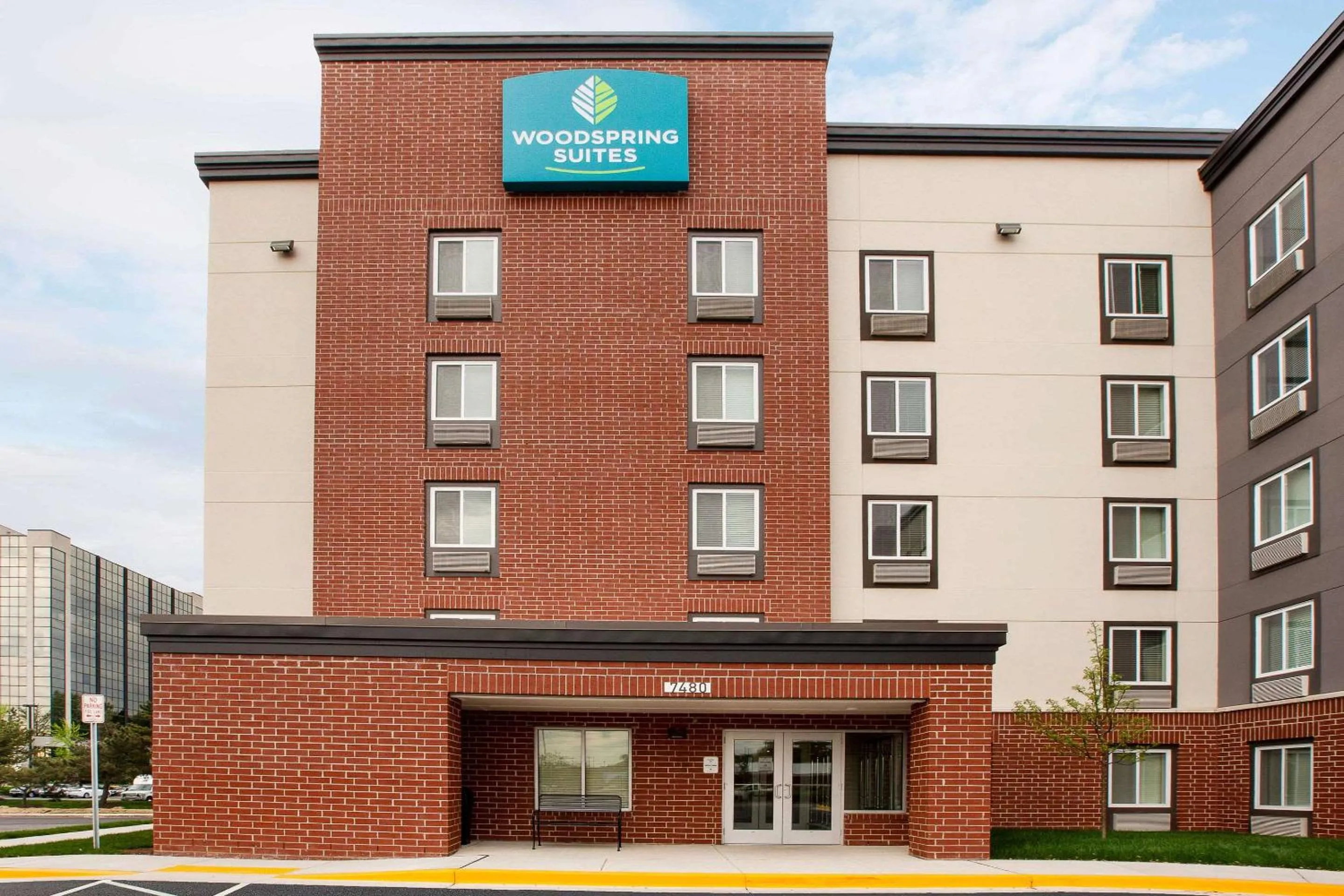 Property building in WoodSpring Suites Washington DC Northeast Greenbelt