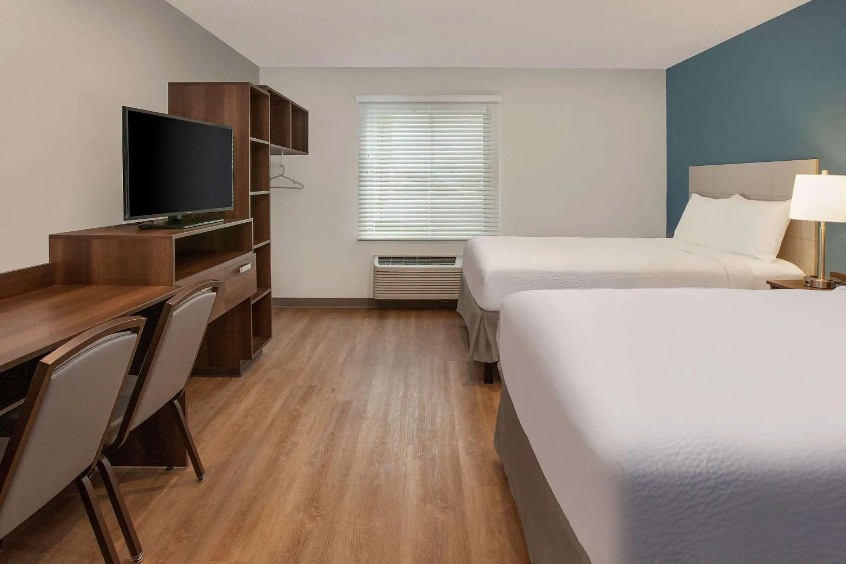 Queen Room with Two Queen Beds and Accessible Tub - Non-Smoking in WoodSpring Suites Washington DC Northeast Greenbelt Queen Room with Two Queen Beds and Accessible Tub - Non-Smoking in WoodSpring Suites Washington DC Northeast Greenbelt