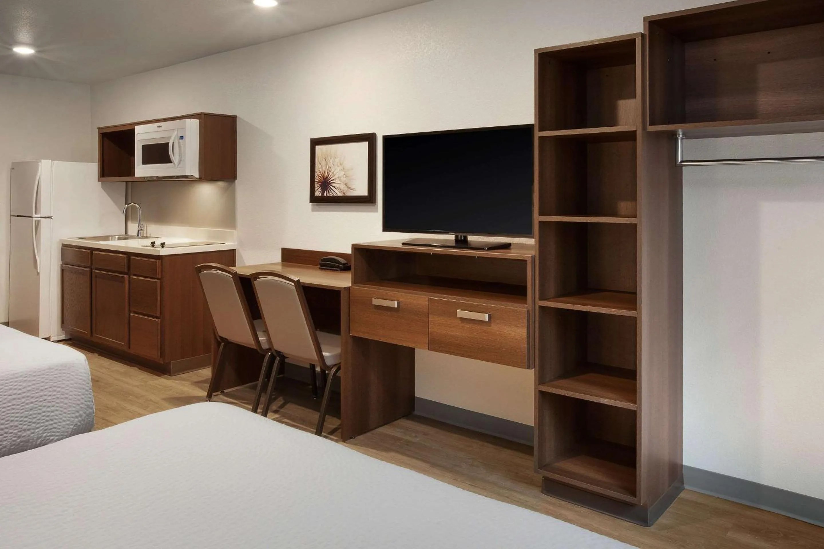 Photo of the whole room, Bed in WoodSpring Suites Washington DC Northeast Greenbelt