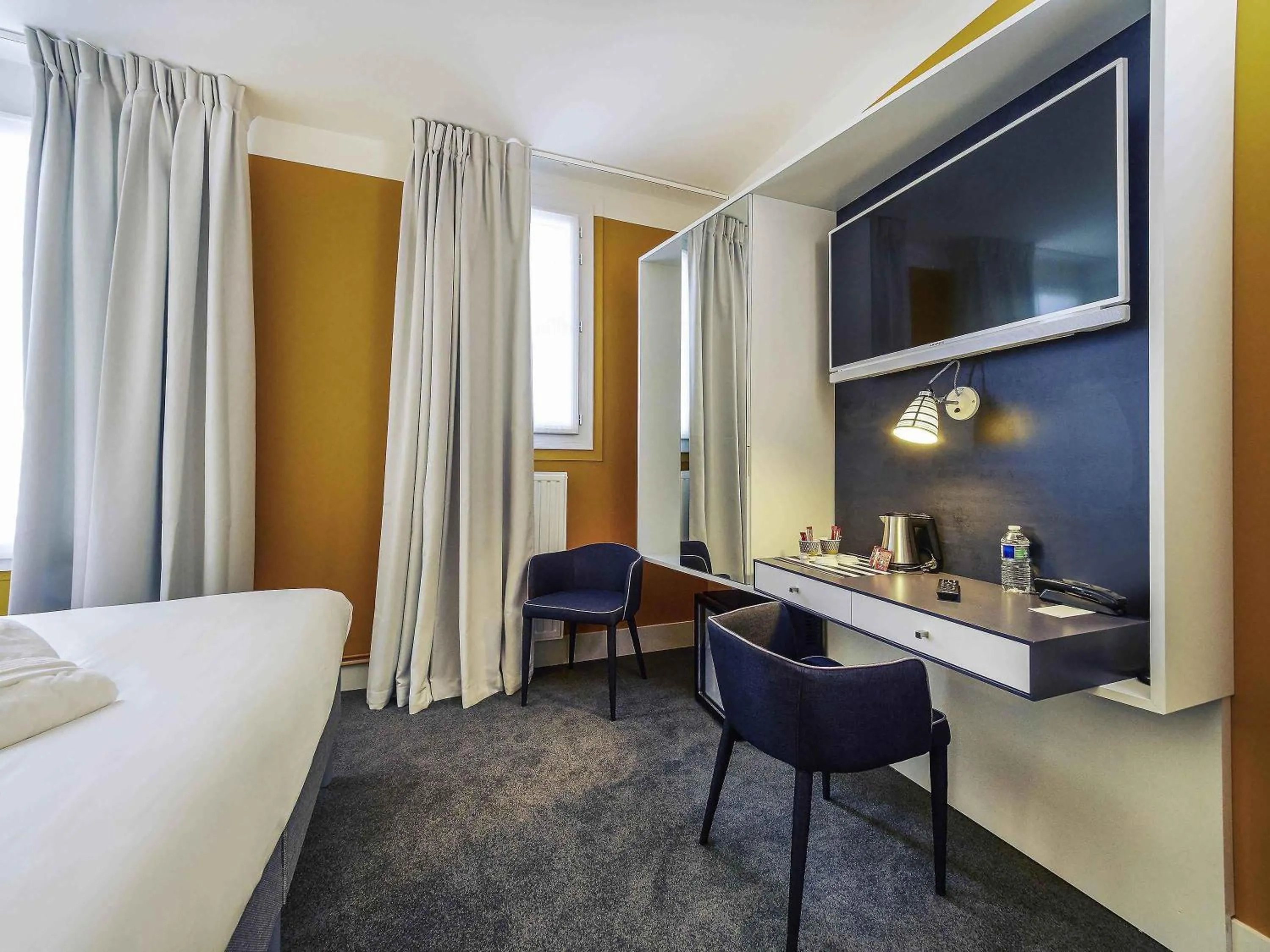 Bedroom, Bed in Hotel Mercure Brest Centre Les Voyageurs