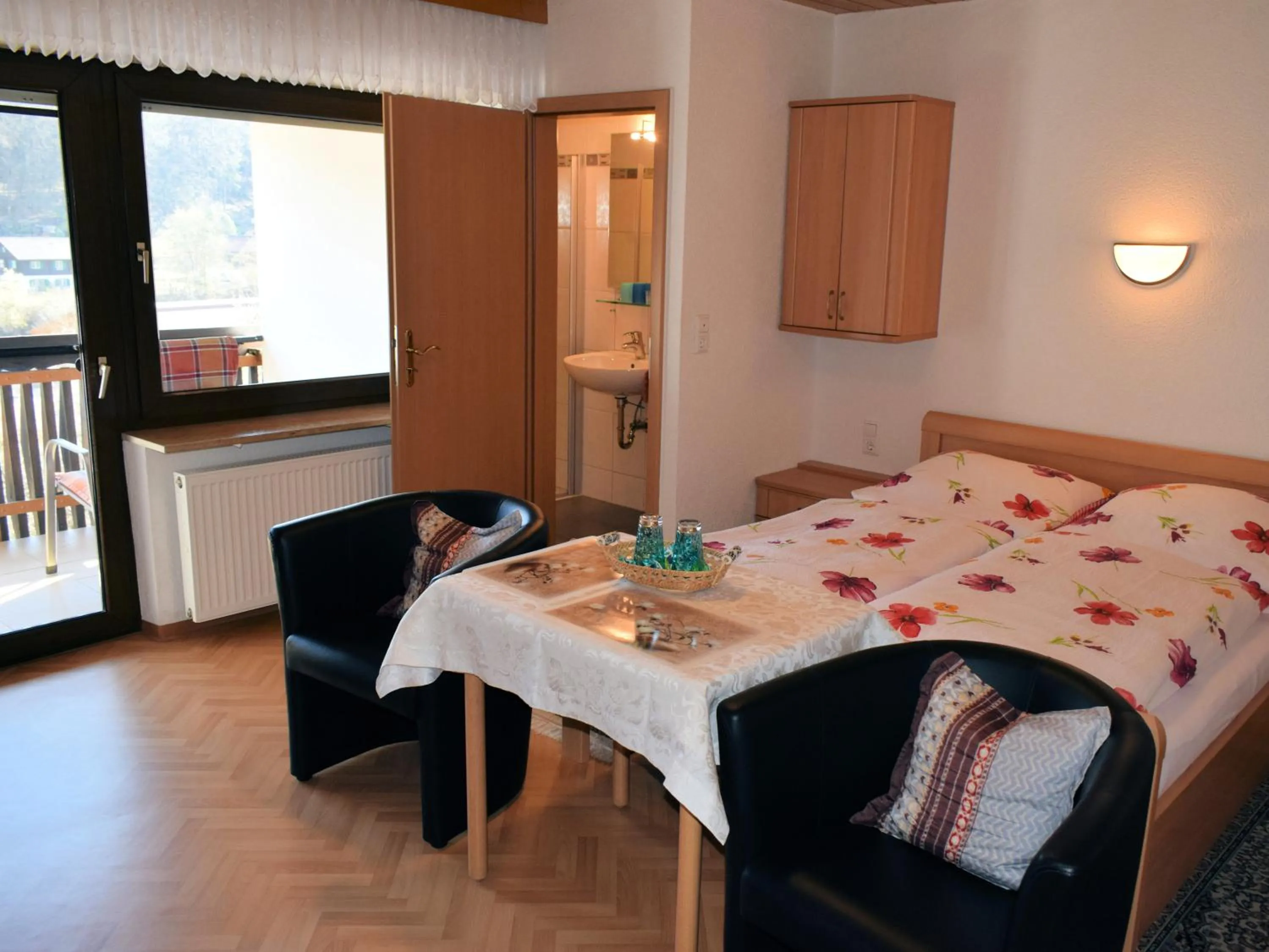 Bedroom, Bed in Gaestehaus Grau