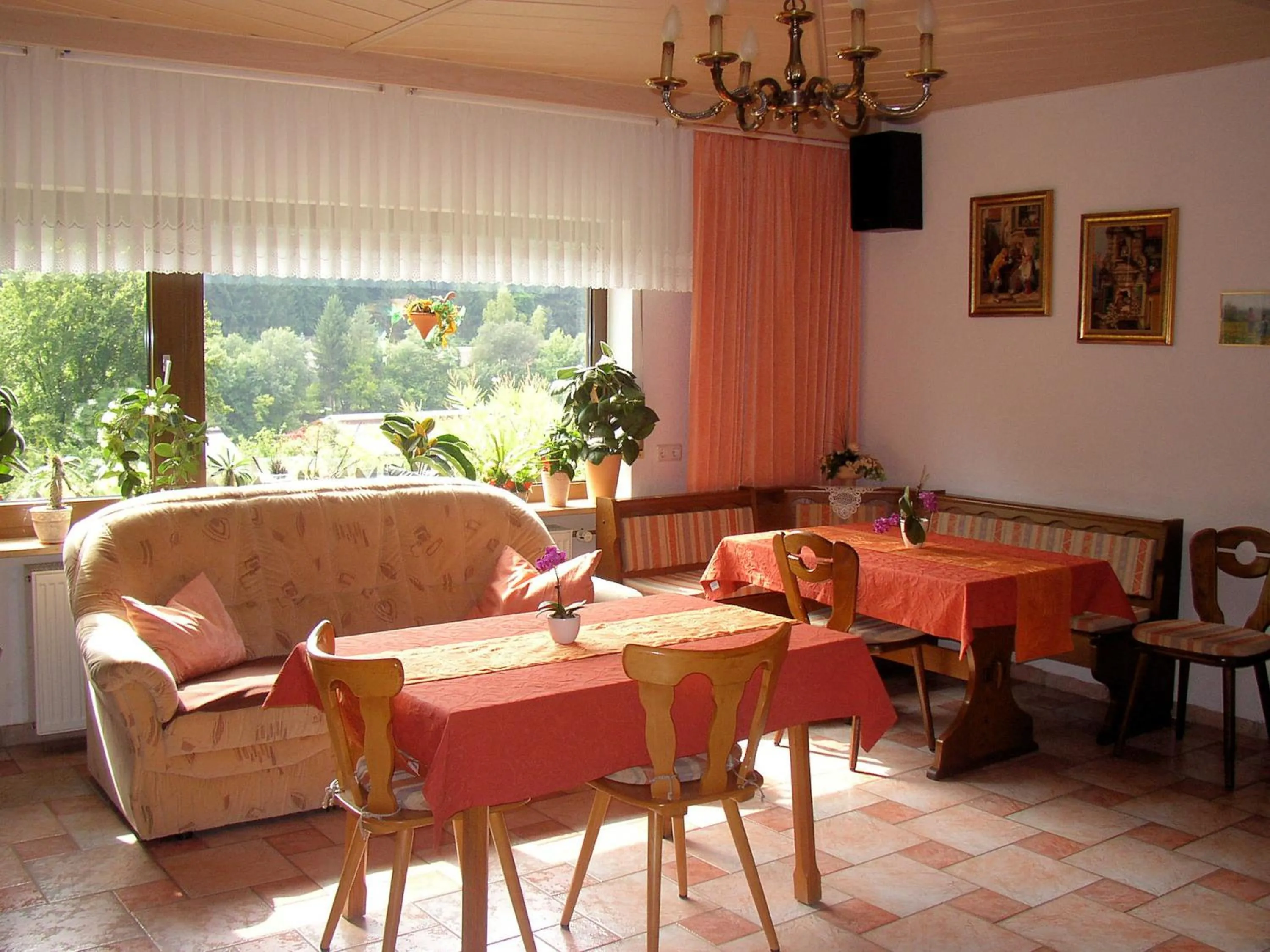 Breakfast in Gaestehaus Grau