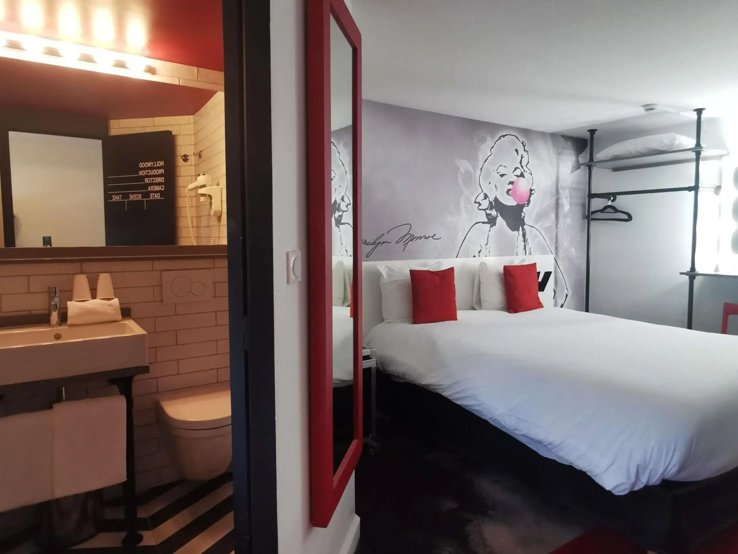 Bedroom, Bed in Ibis Styles Paris Saint Denis La Plaine Bedroom, Bed in Ibis Styles Paris Saint Denis La Plaine