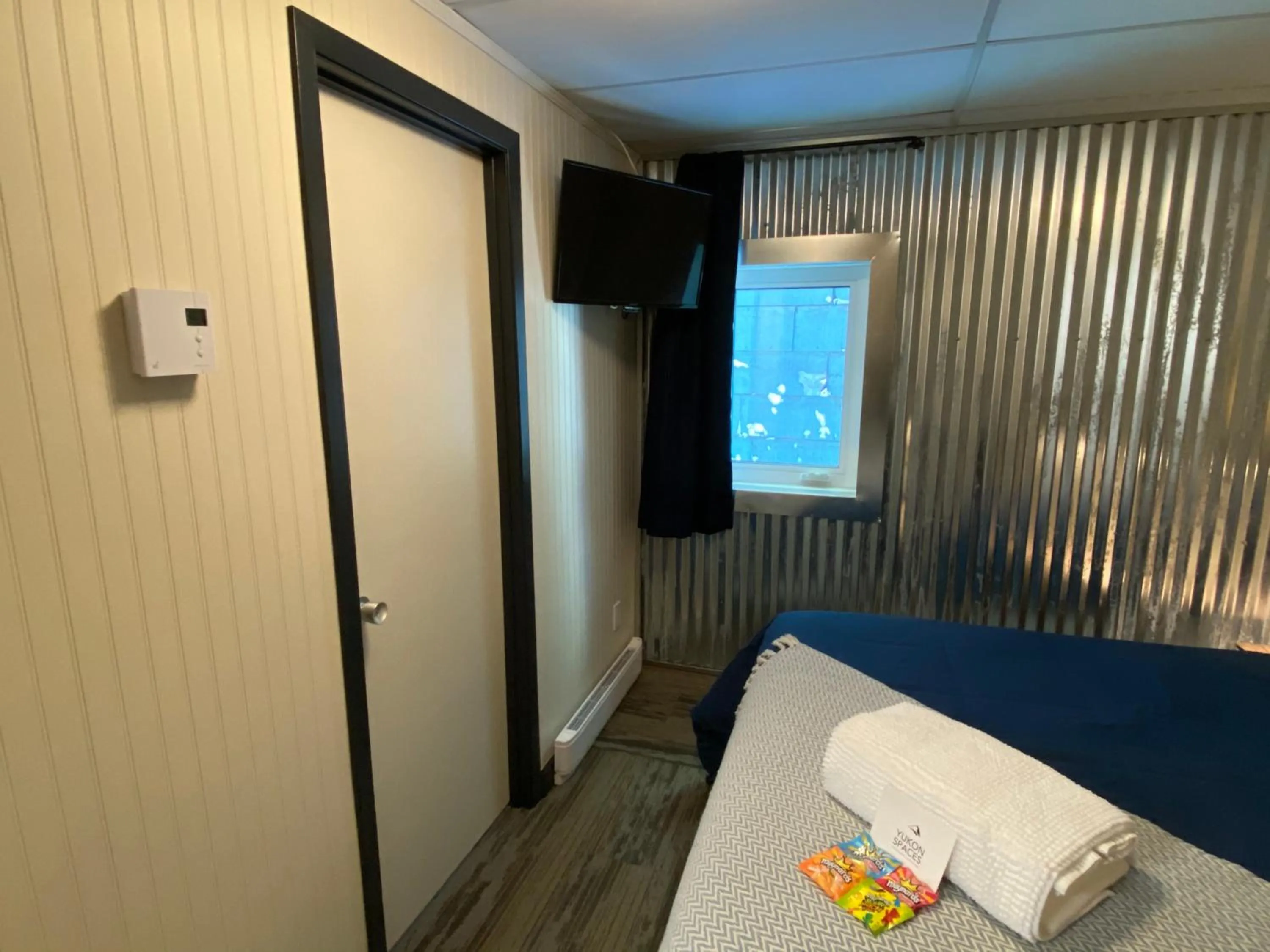 TV and multimedia, Bed in Dawson Lodge