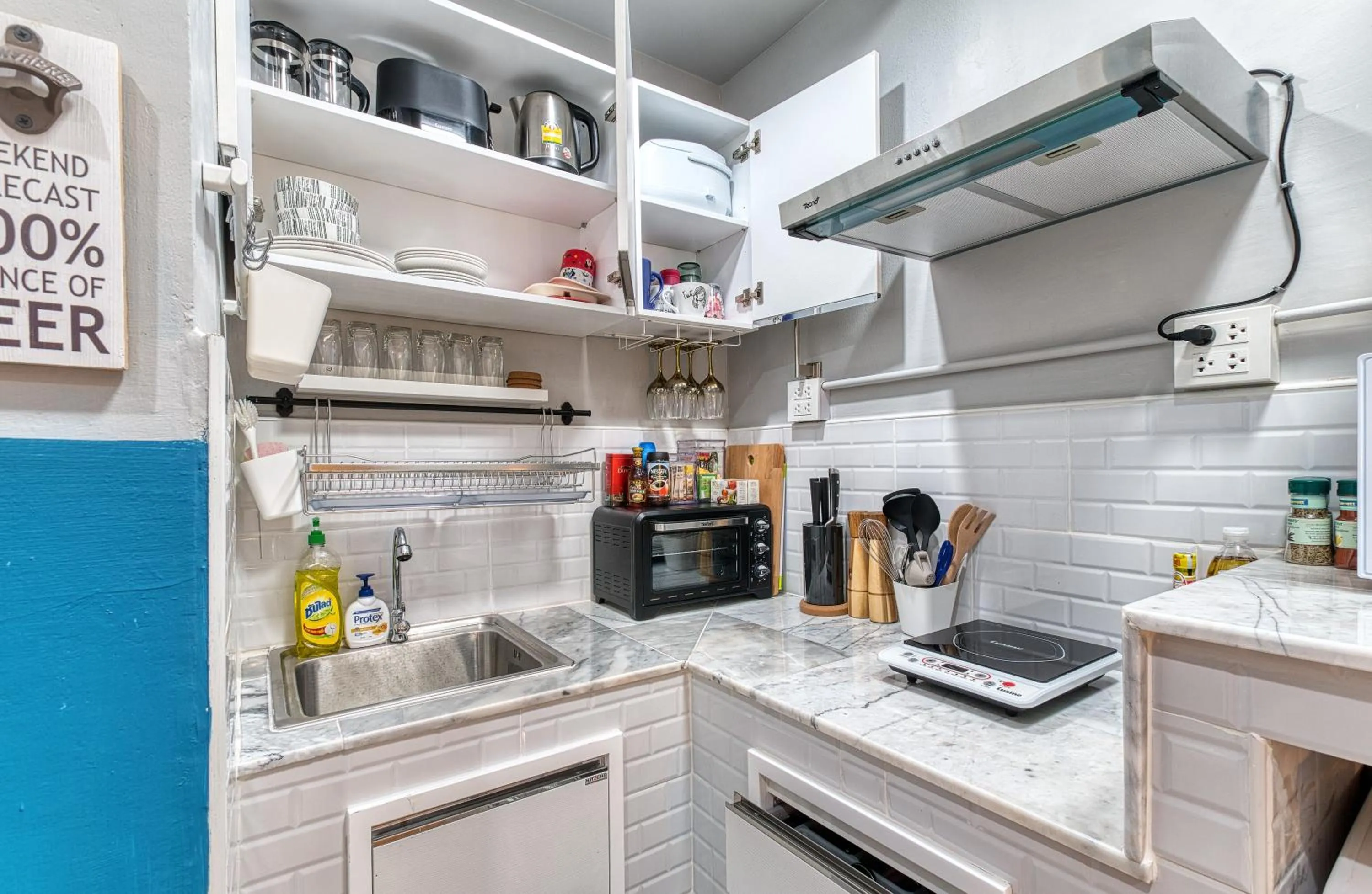 Coffee/tea facilities in Maenam Bungalow
