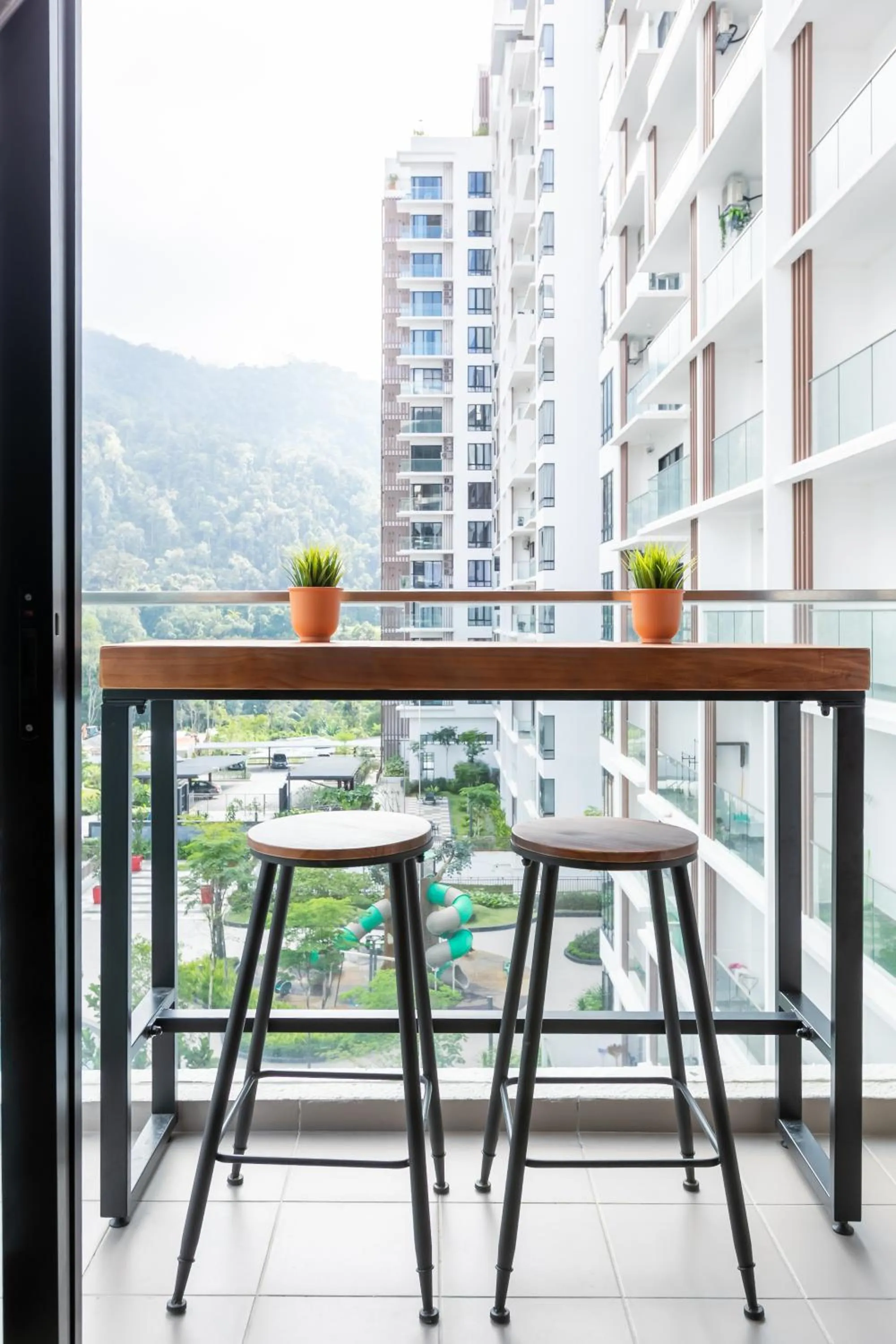 Balcony/Terrace in Urban Tropic@Midhill Genting Highland (Free Wi-Fi)
