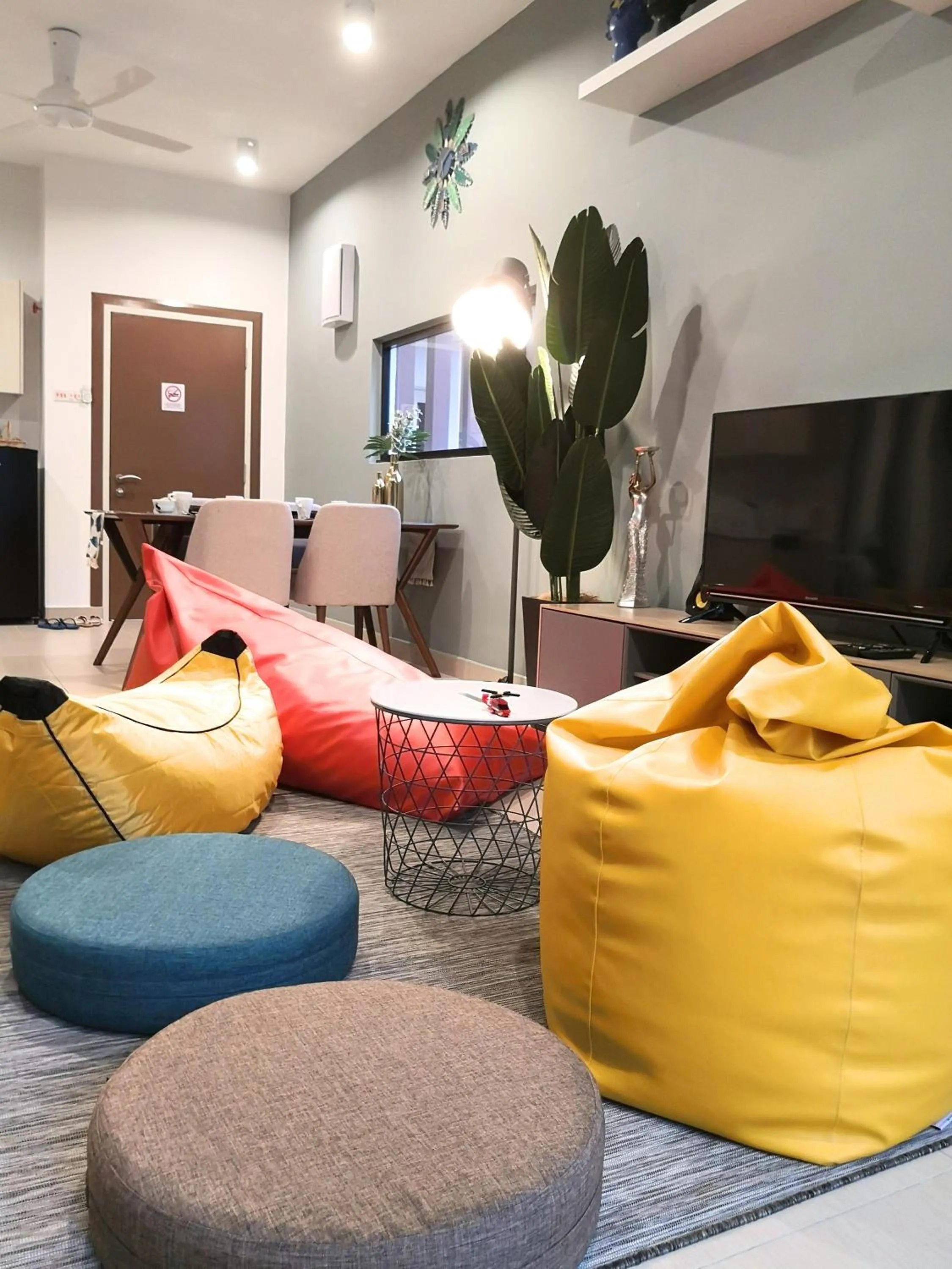 Living room in Urban Tropic@Midhill Genting Highland (Free Wi-Fi)