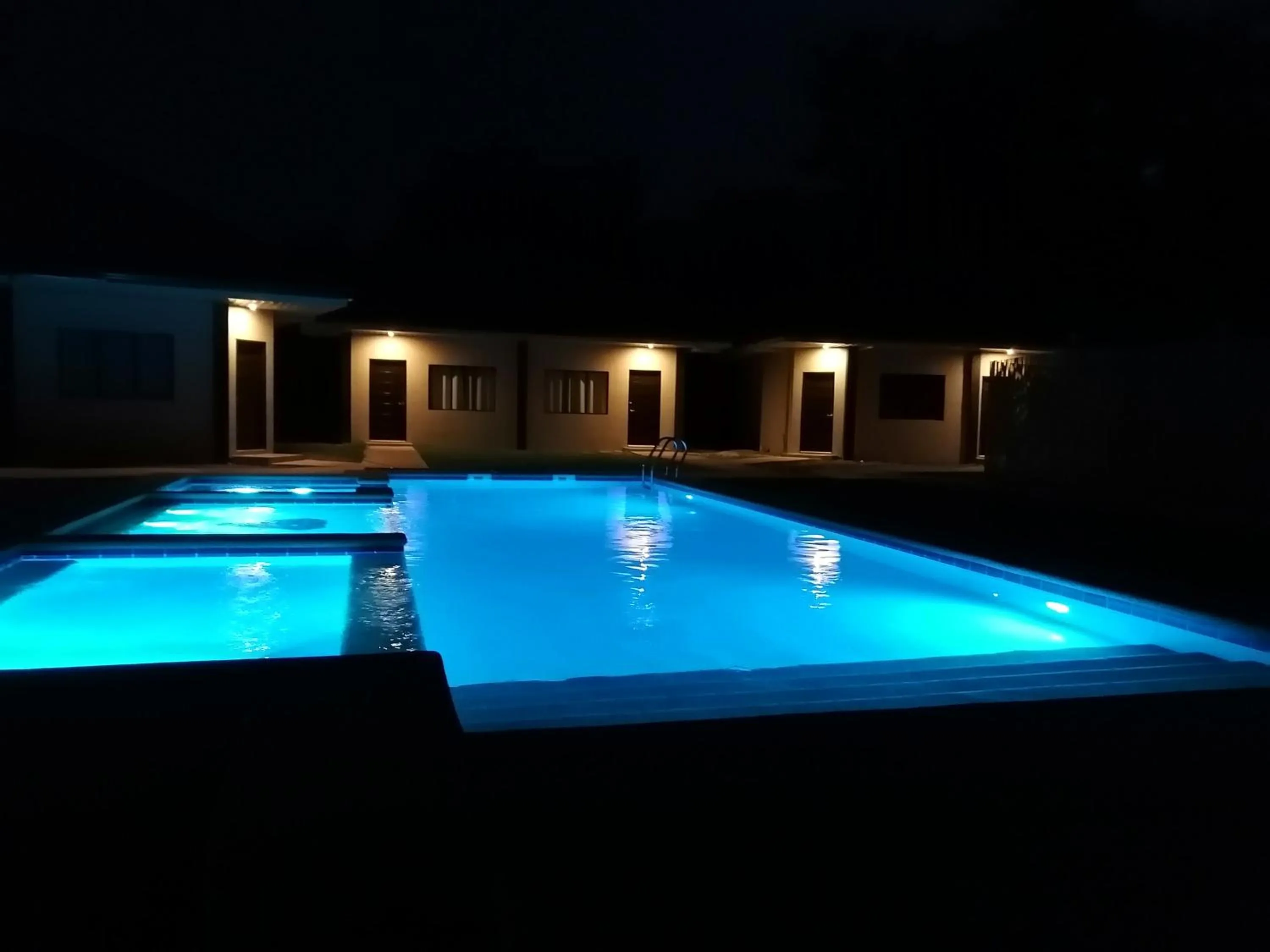 Inner courtyard view in Hidden Jewel Resort