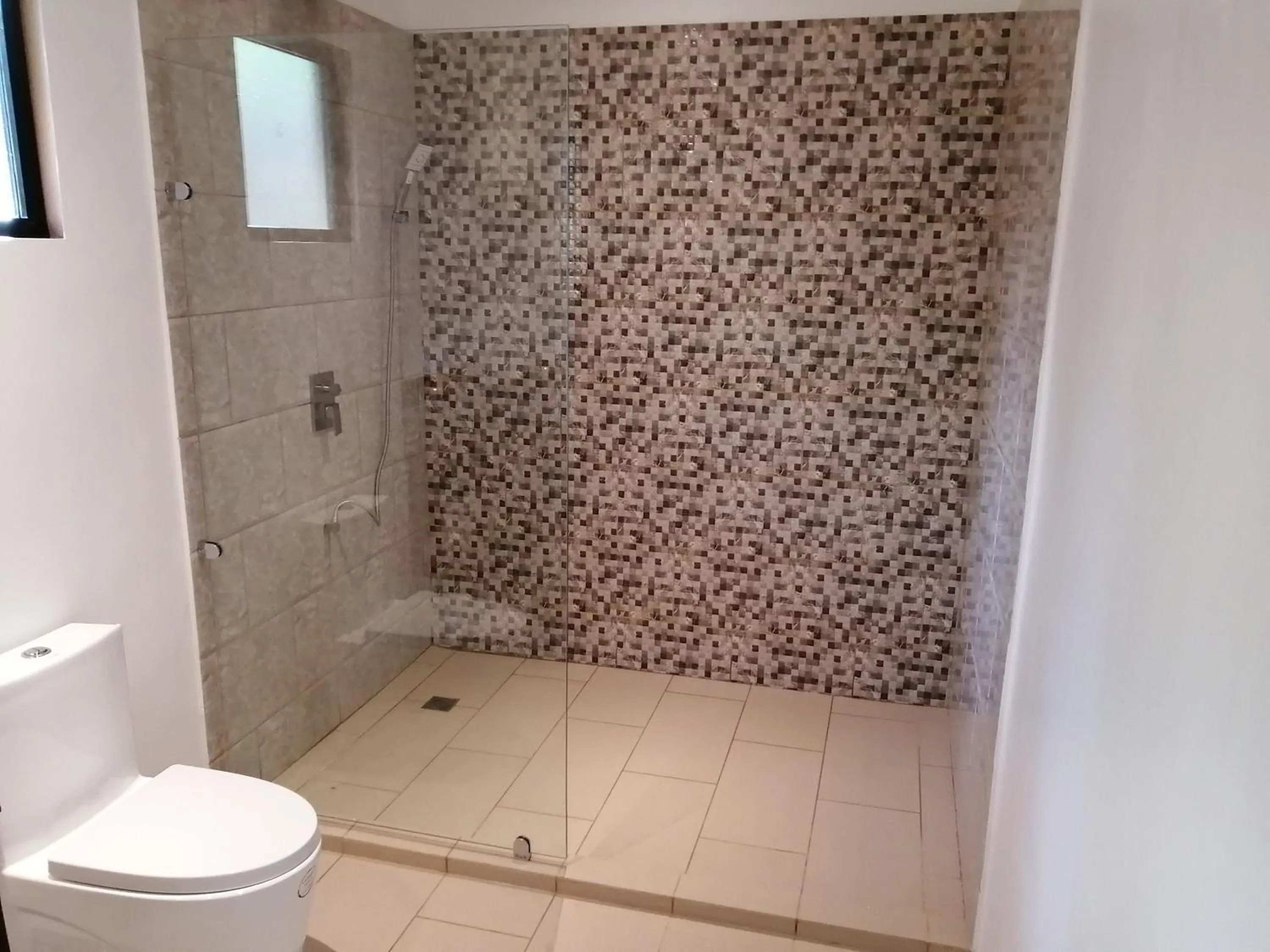Shower in Hidden Jewel Resort