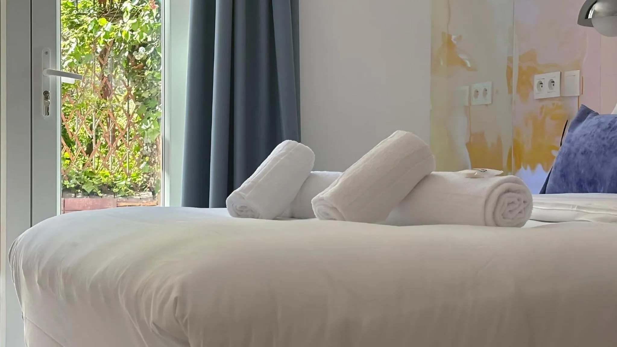 Bed in Le Glam's Hotel