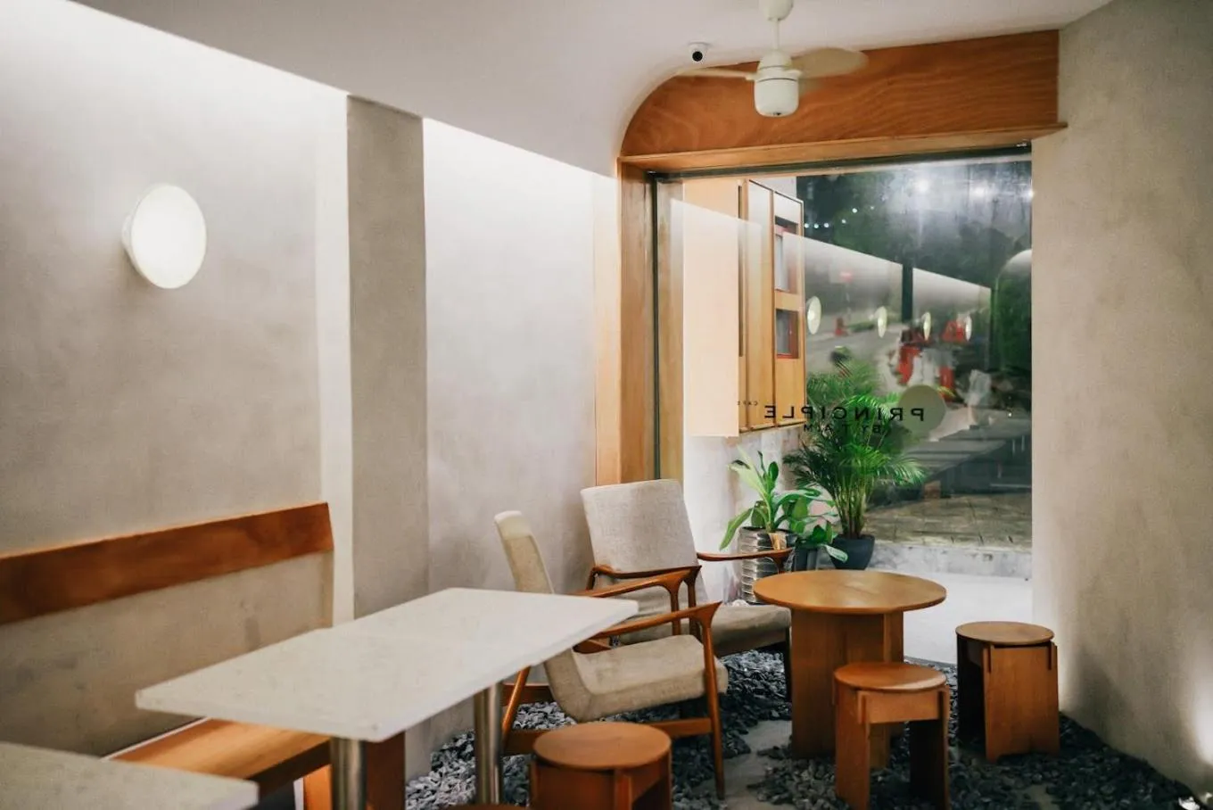 Restaurant/places to eat in Attrus Bed & Breakfast