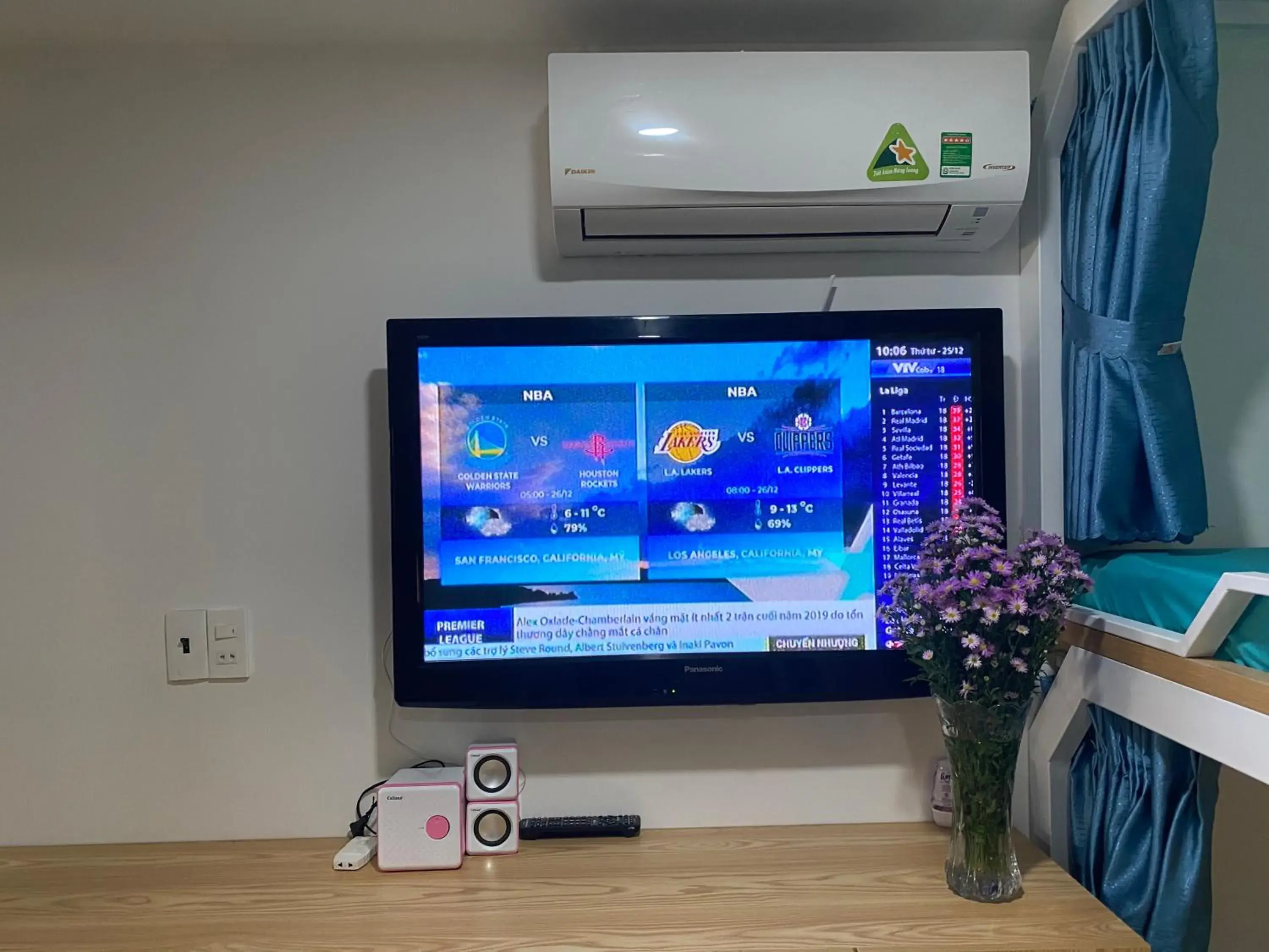 TV and multimedia in Blue-S Hotel & Apartment TV and multimedia in Blue-S Hotel & Apartment