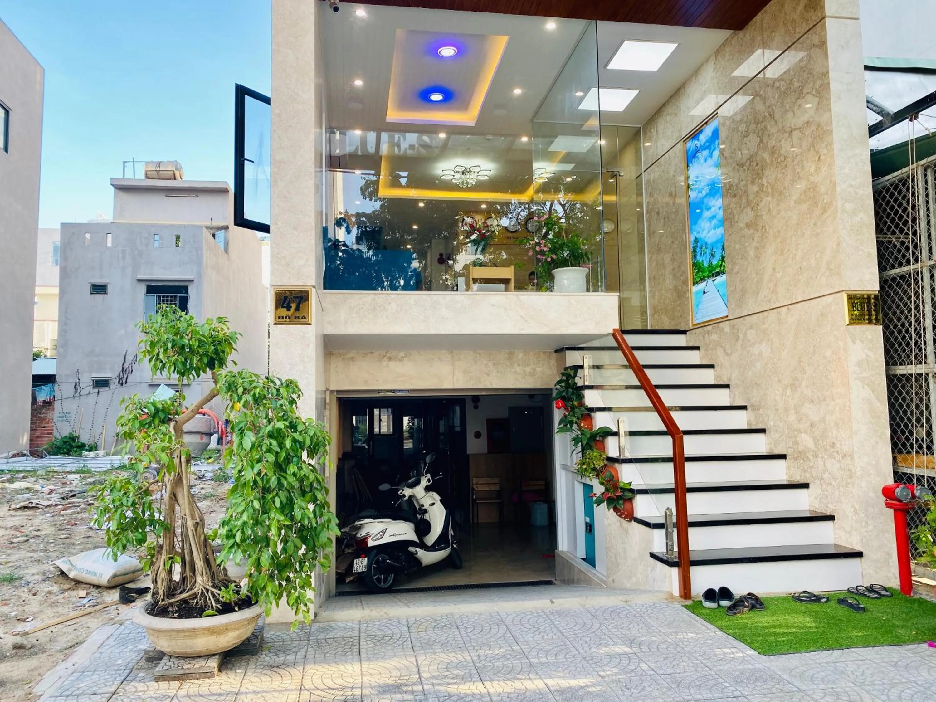 Property building in Blue-S Hotel & Apartment