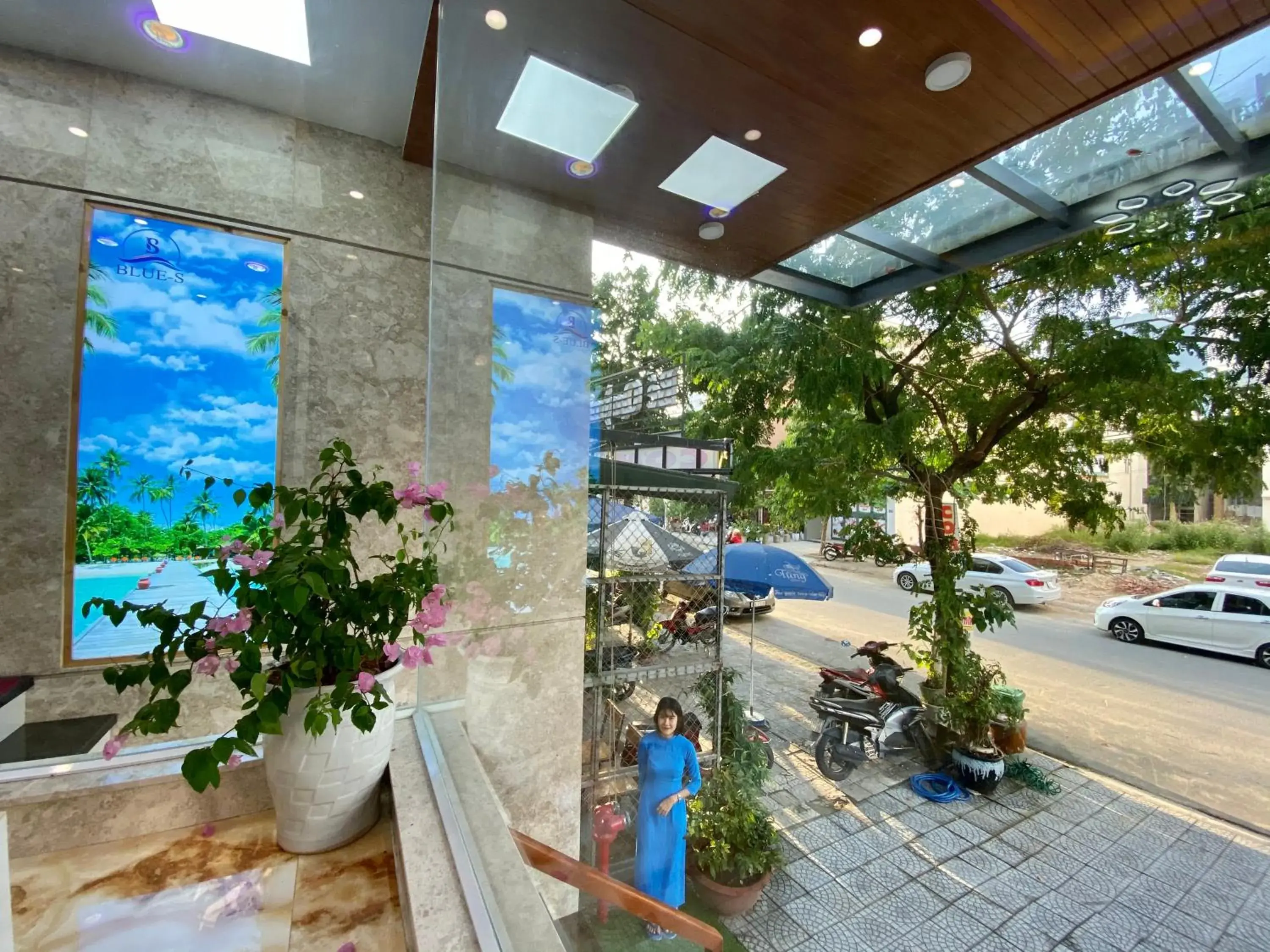 Facade/entrance in Blue-S Hotel & Apartment Facade/entrance in Blue-S Hotel & Apartment