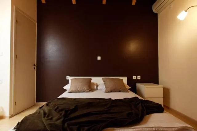 Anelina Paxos Residences (Anezina’s apartment)