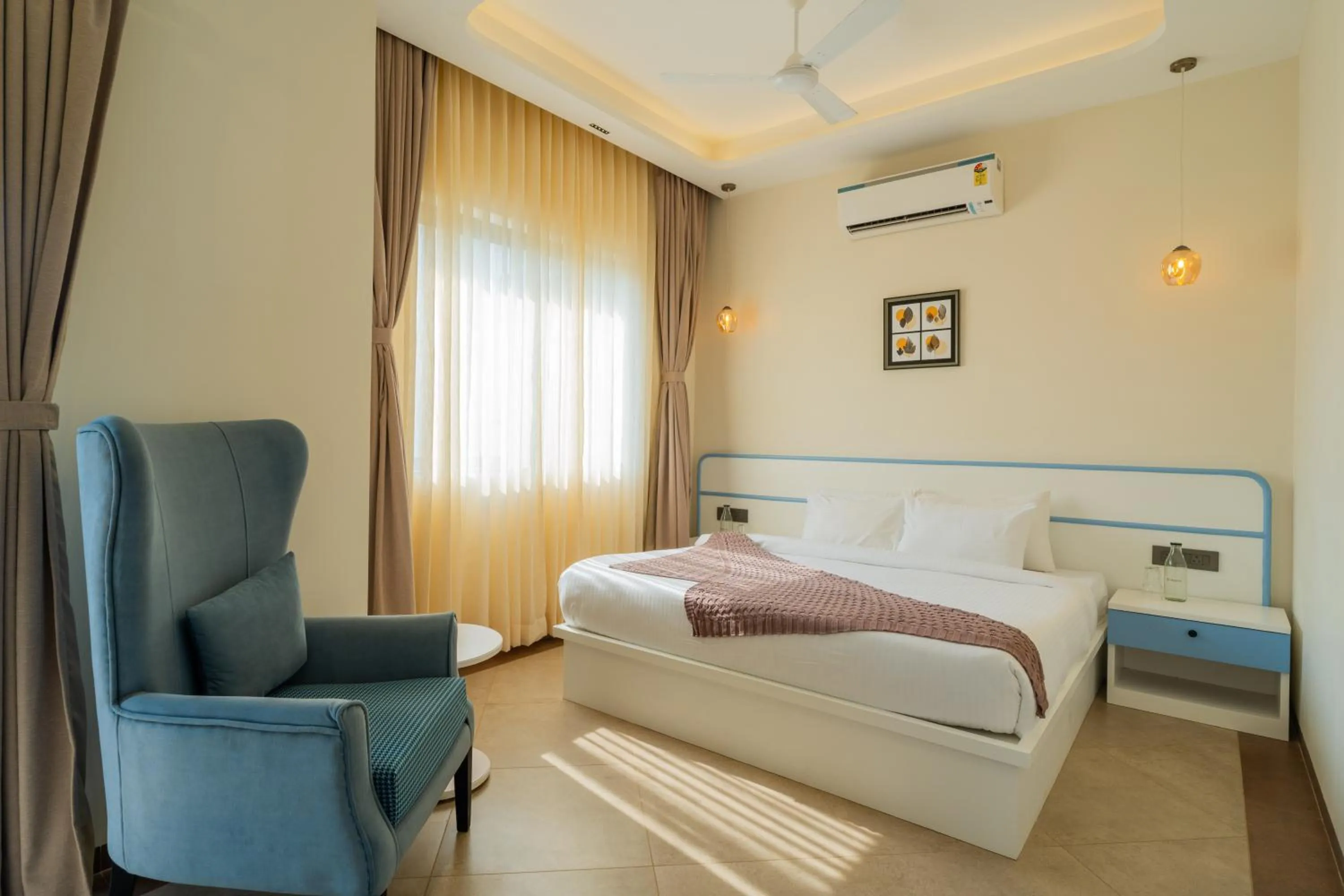 Bed in Hotel Regent Laguna