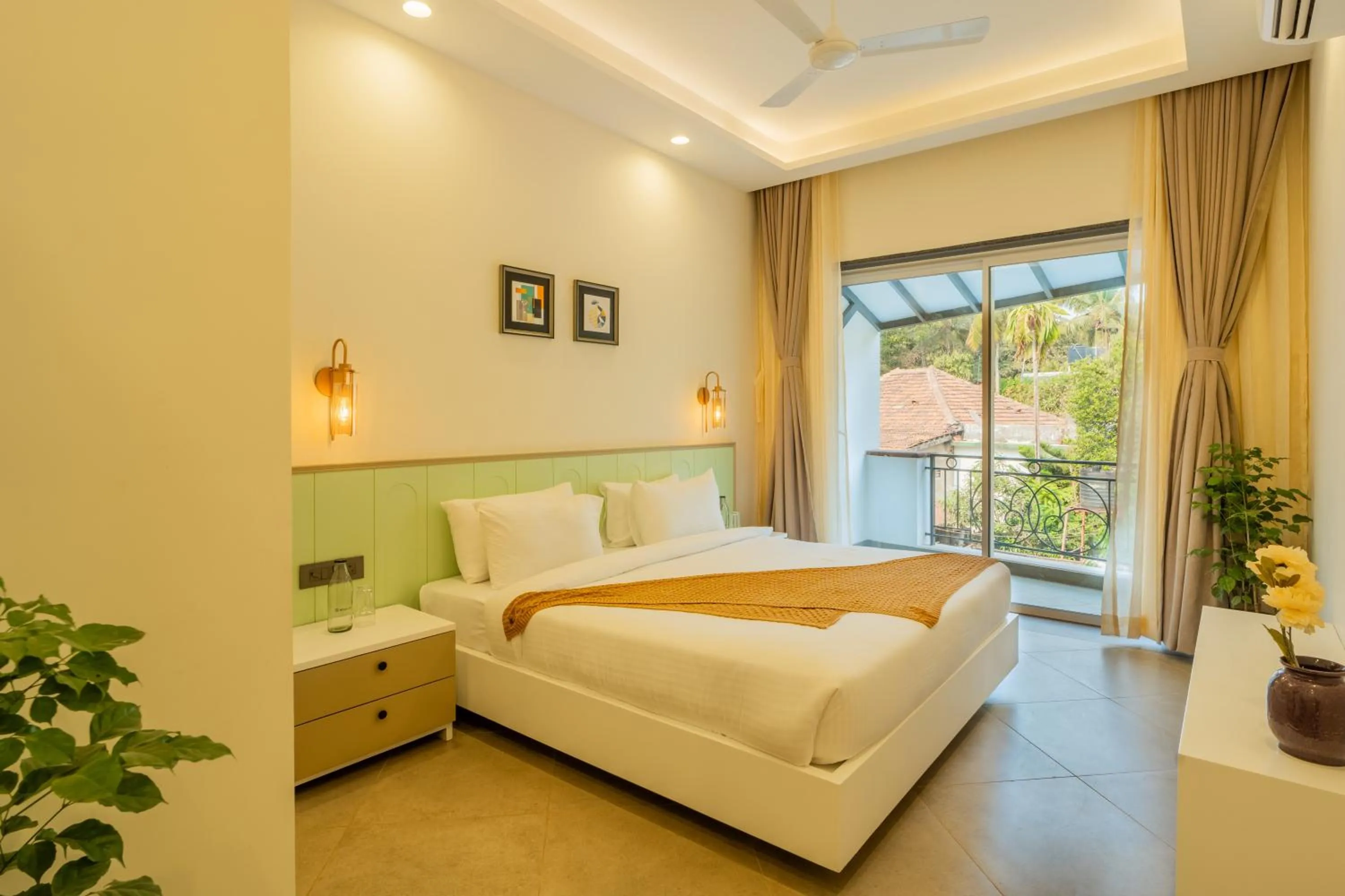 Bed in Hotel Regent Laguna