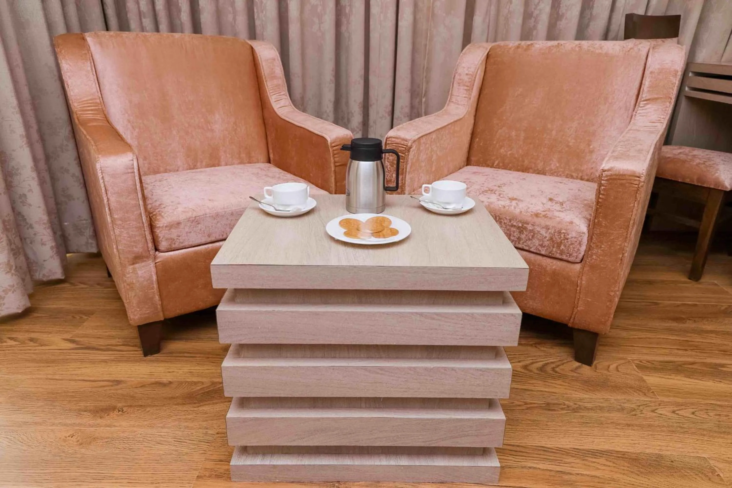 Seating area in Hotel Regent Laguna