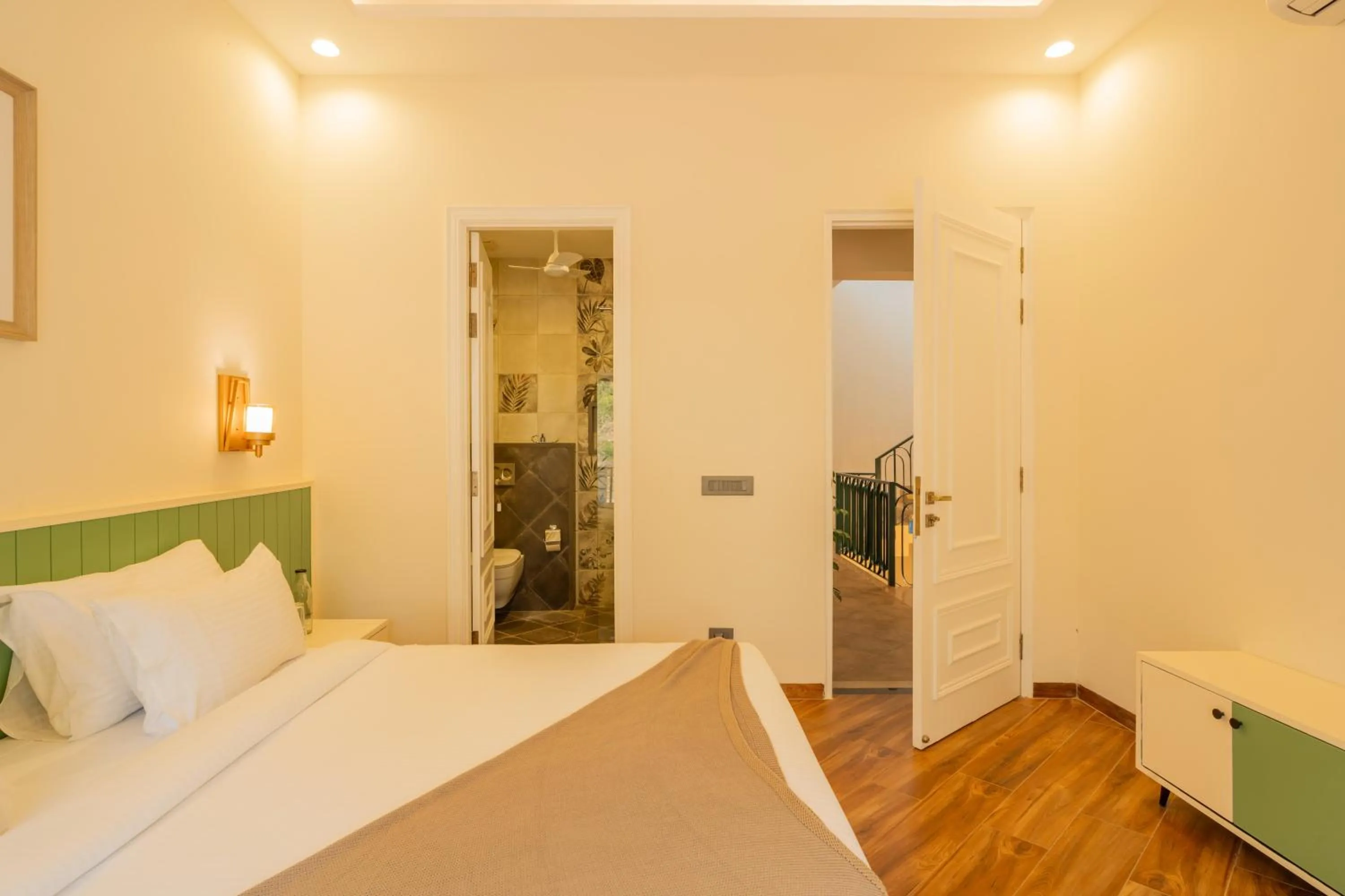 Bed in Hotel Regent Laguna