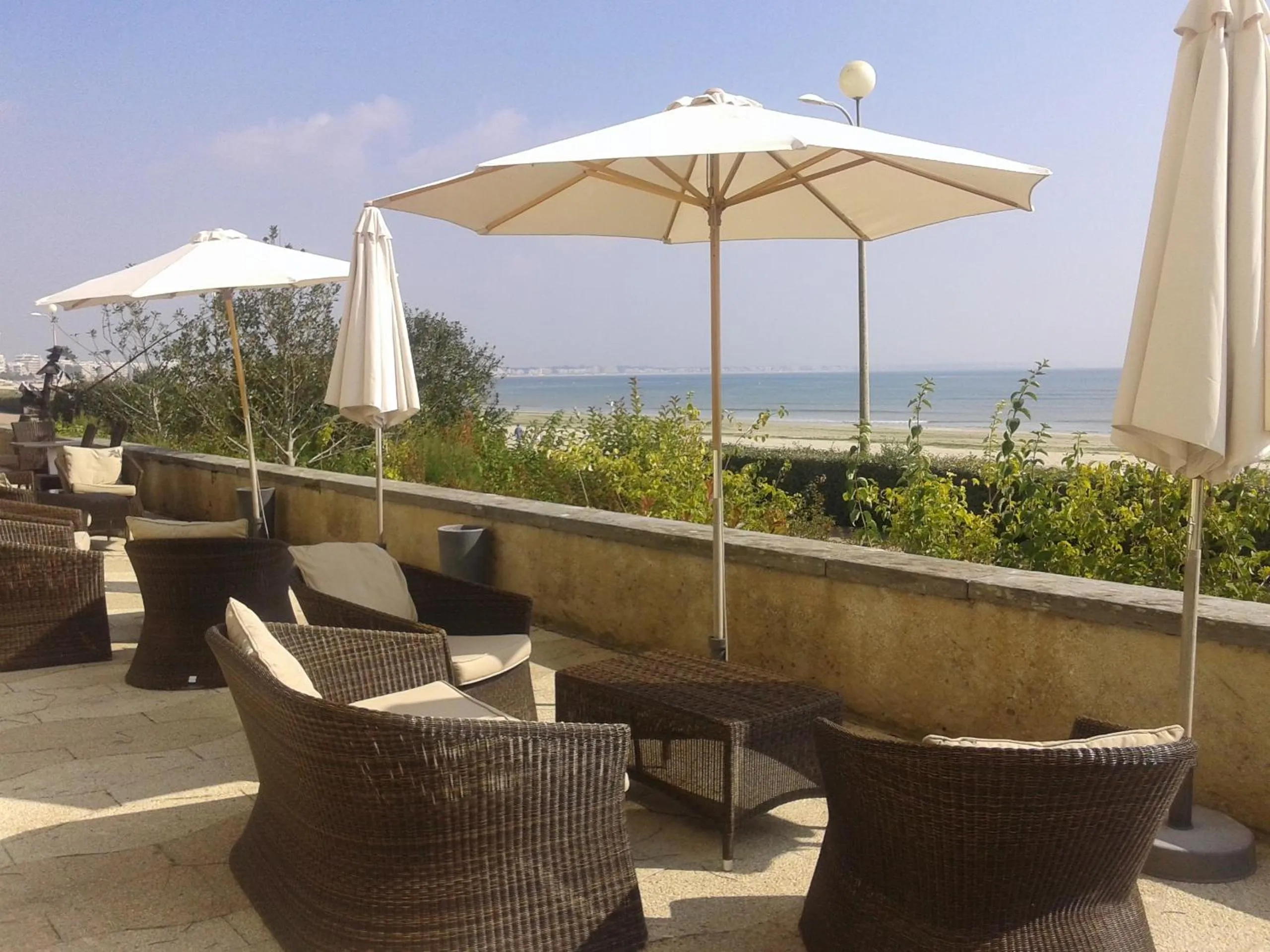 Balcony/Terrace in Hôtel Vacances Bleues Villa Caroline
